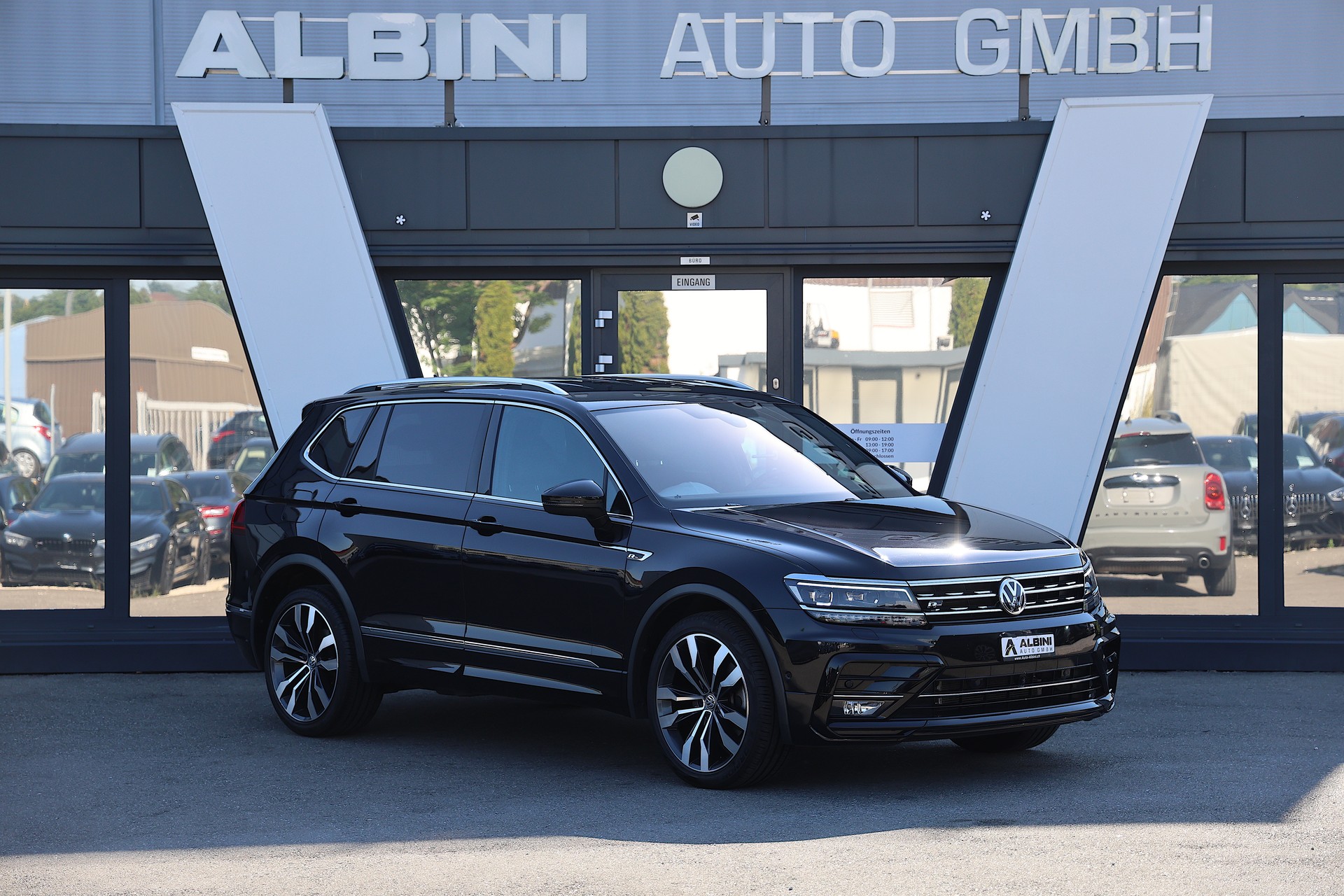 VW Tiguan Allspace 2.0 TDI SCR R-Line 4Motion DSG-showroom-element-1