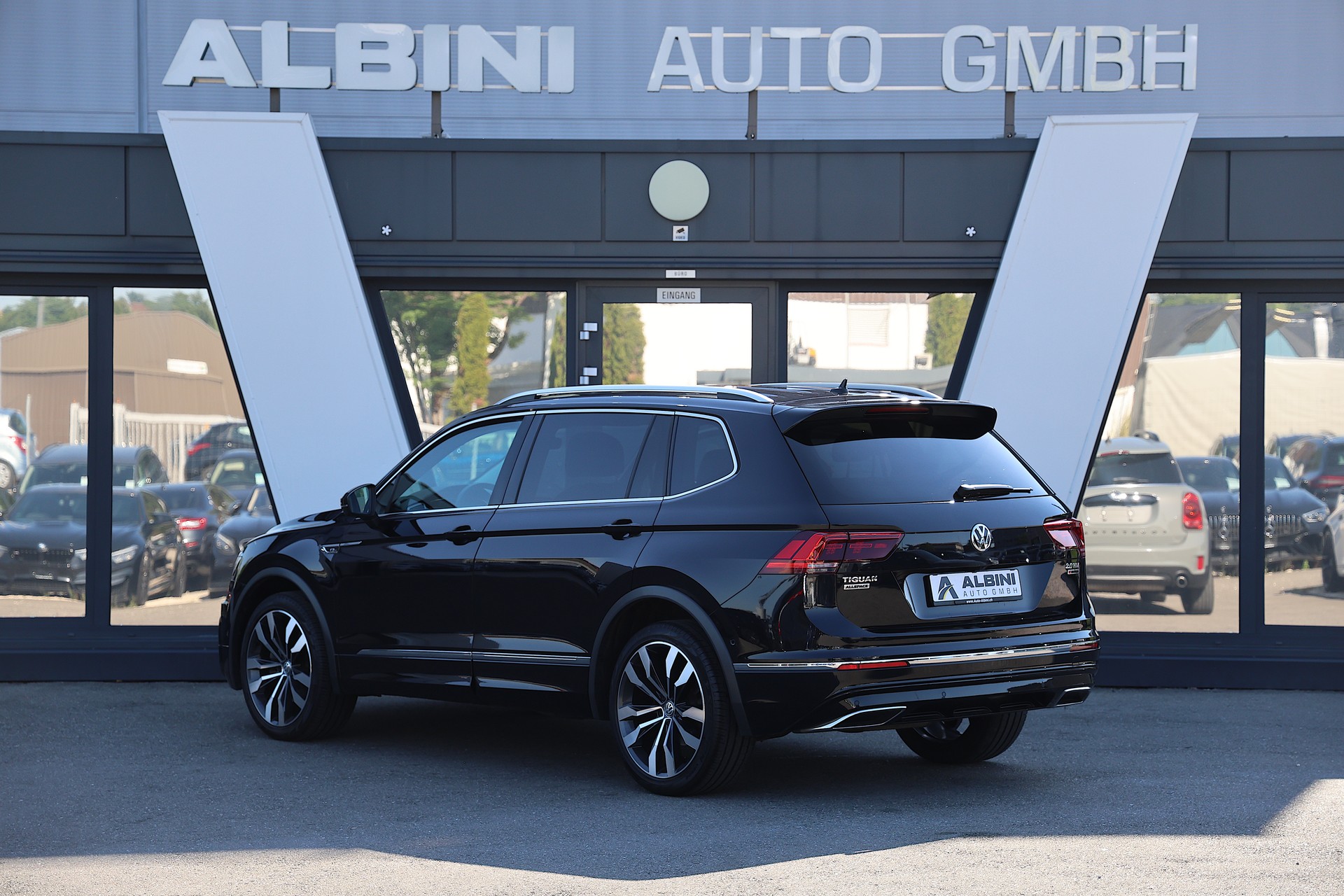 VW Tiguan Allspace 2.0 TDI SCR R-Line 4Motion DSG-showroom-element-3