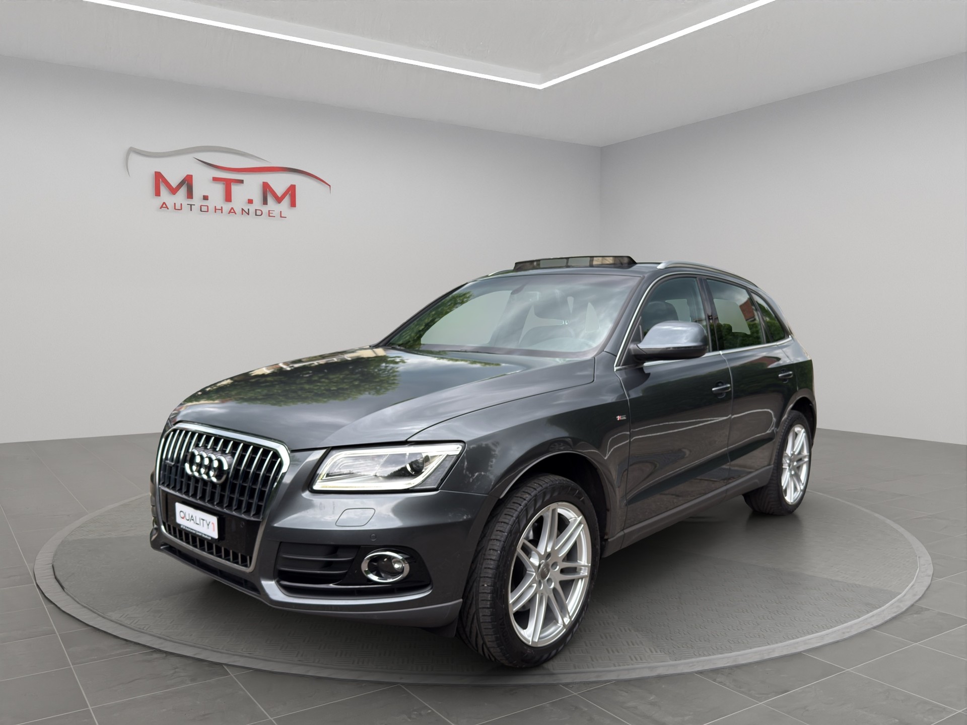 AUDI Q5 3.0 TFSI quattro tiptronic-image-5