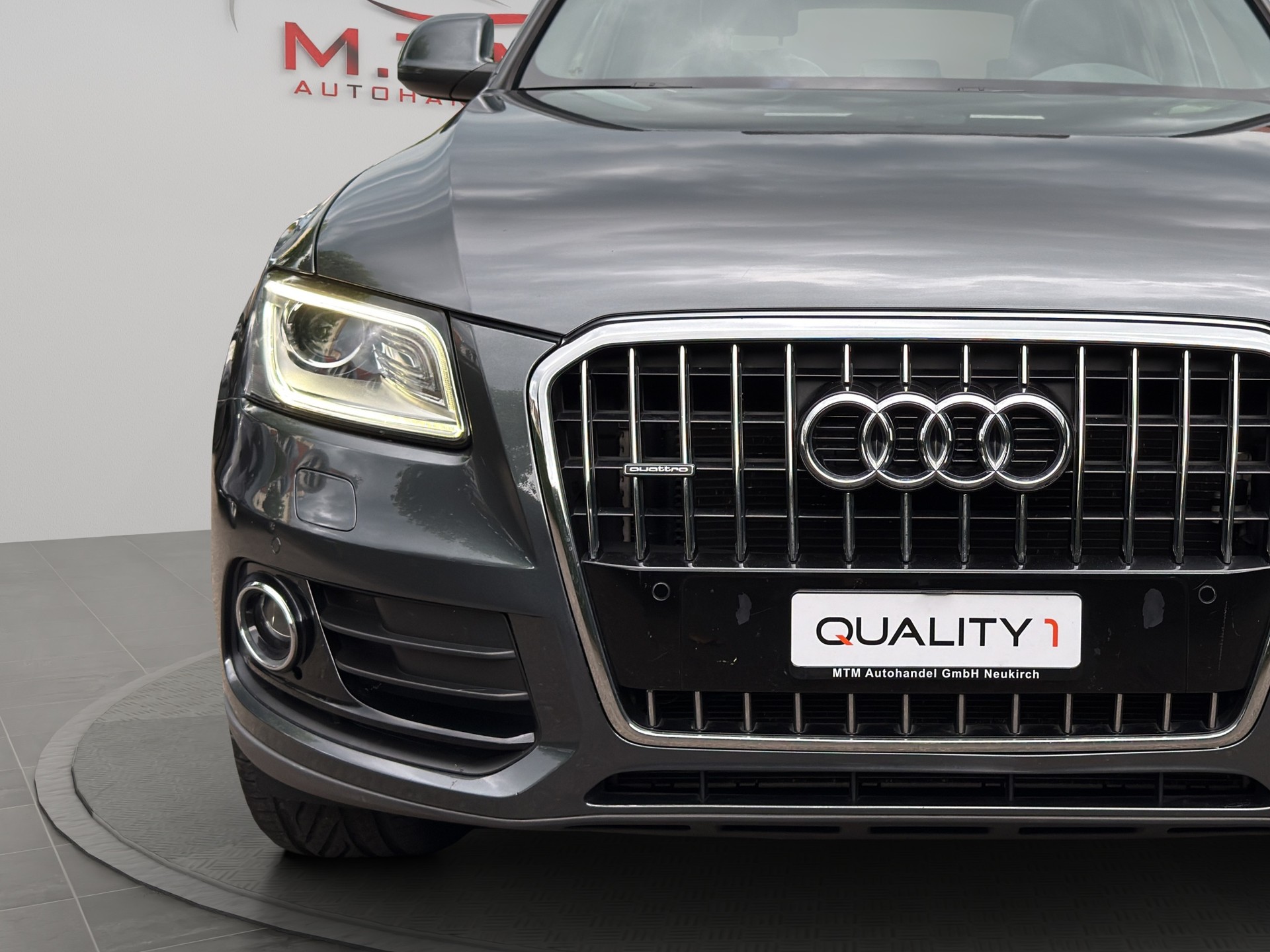 AUDI Q5 3.0 TFSI quattro tiptronic-image-4