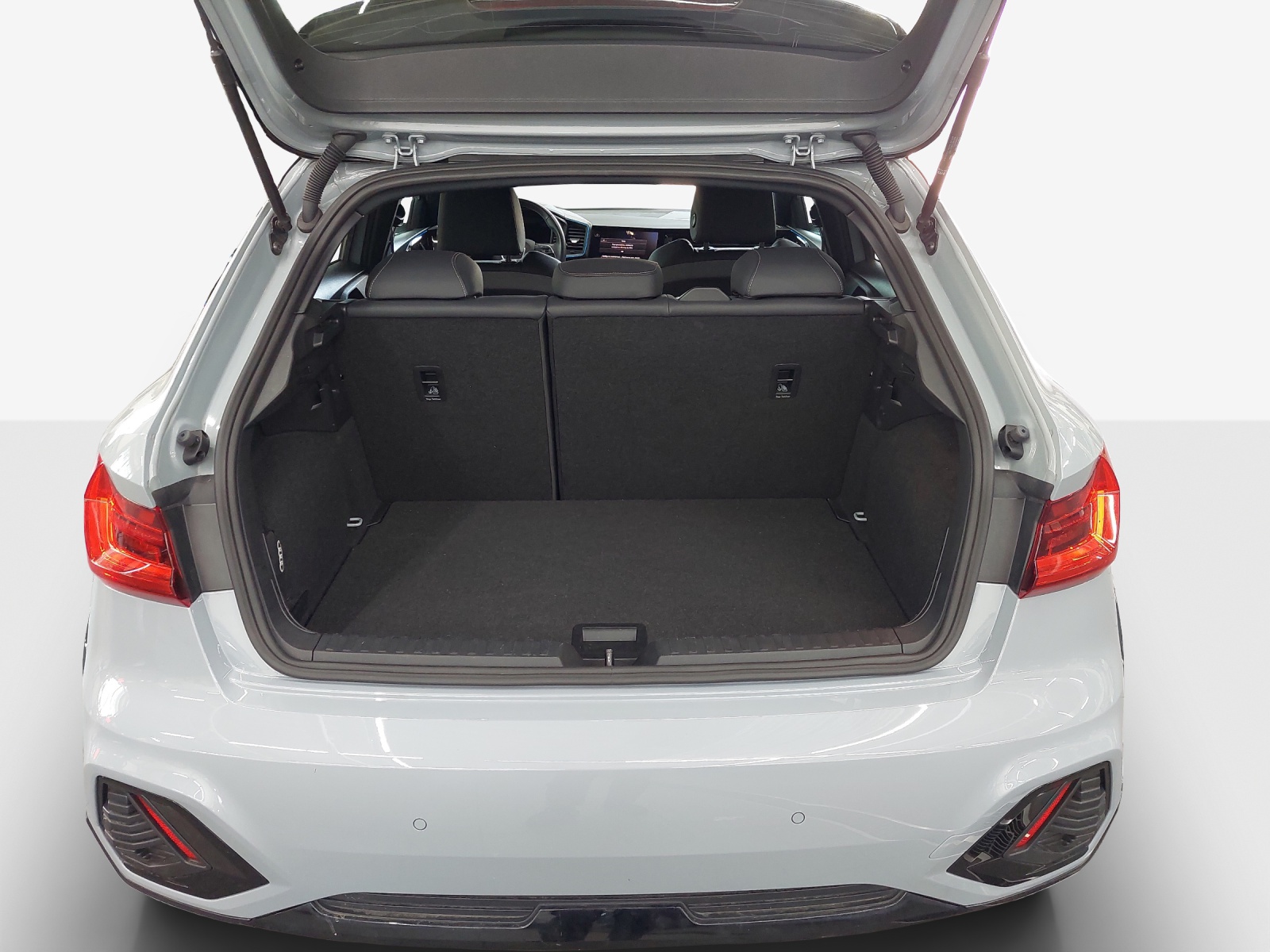 AUDI A1 allstreet 30 TFSI Attraction S-tronic-image-12