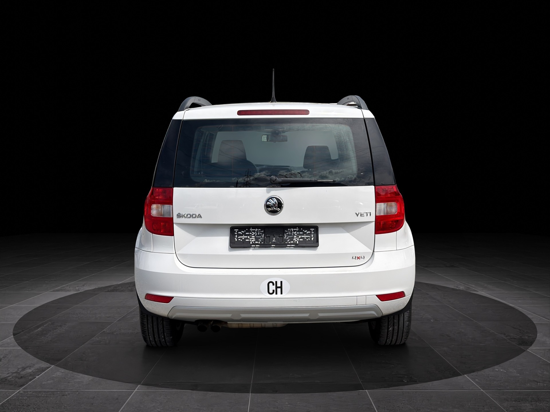 SKODA Yeti 2.0 TDI Outdoor Adventure 4x4 DSG-image-2