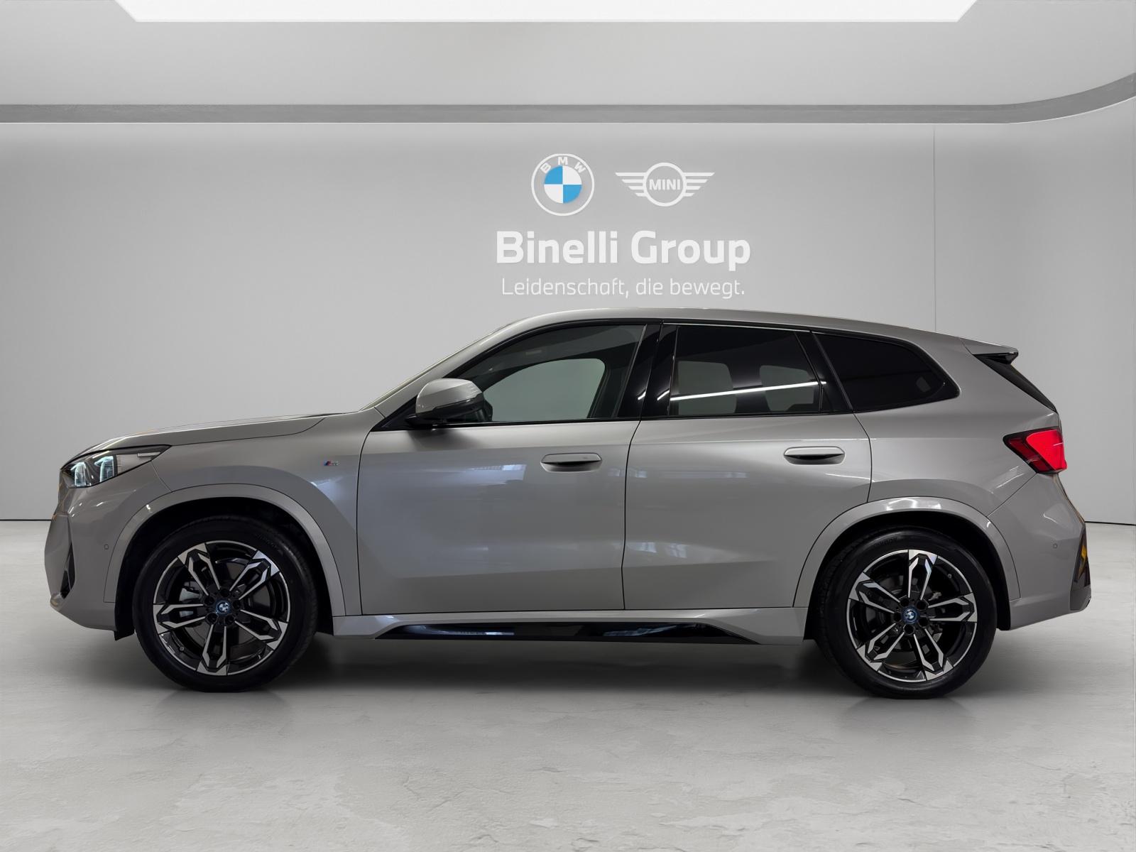 BMW iX1 30 xDrive M-SportPaket-image-2