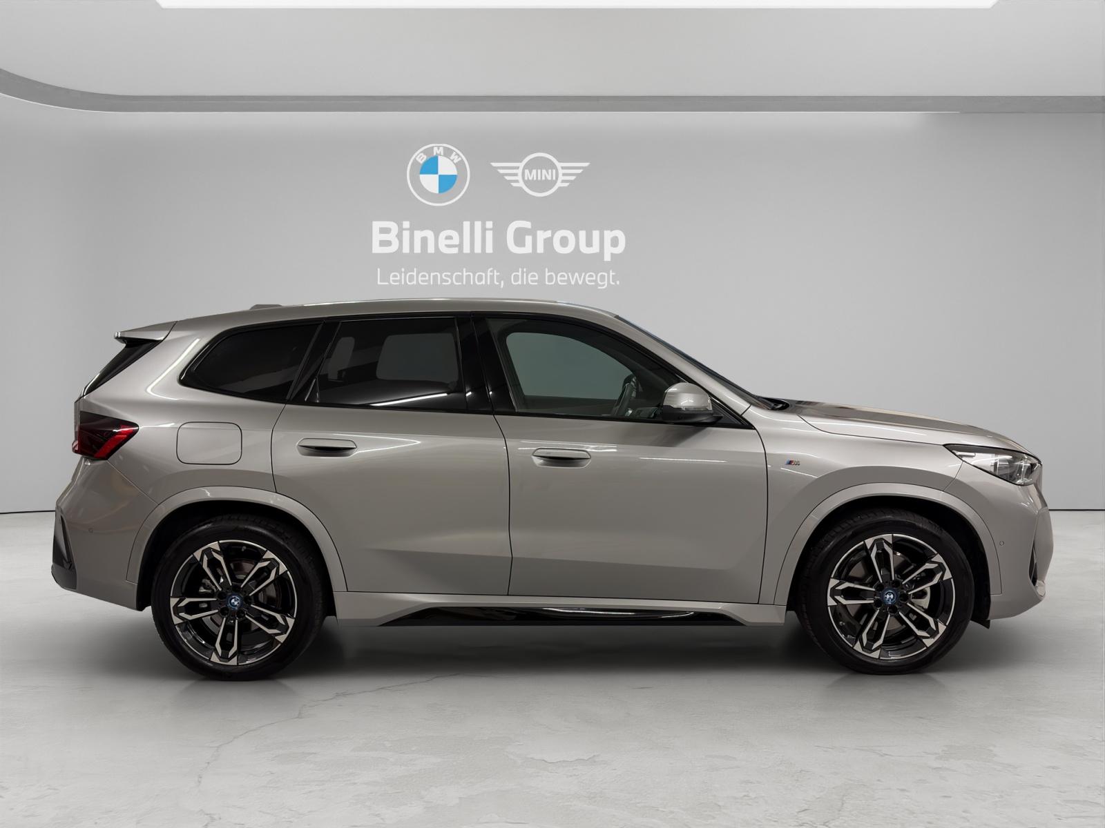 BMW iX1 30 xDrive M-SportPaket-image-5