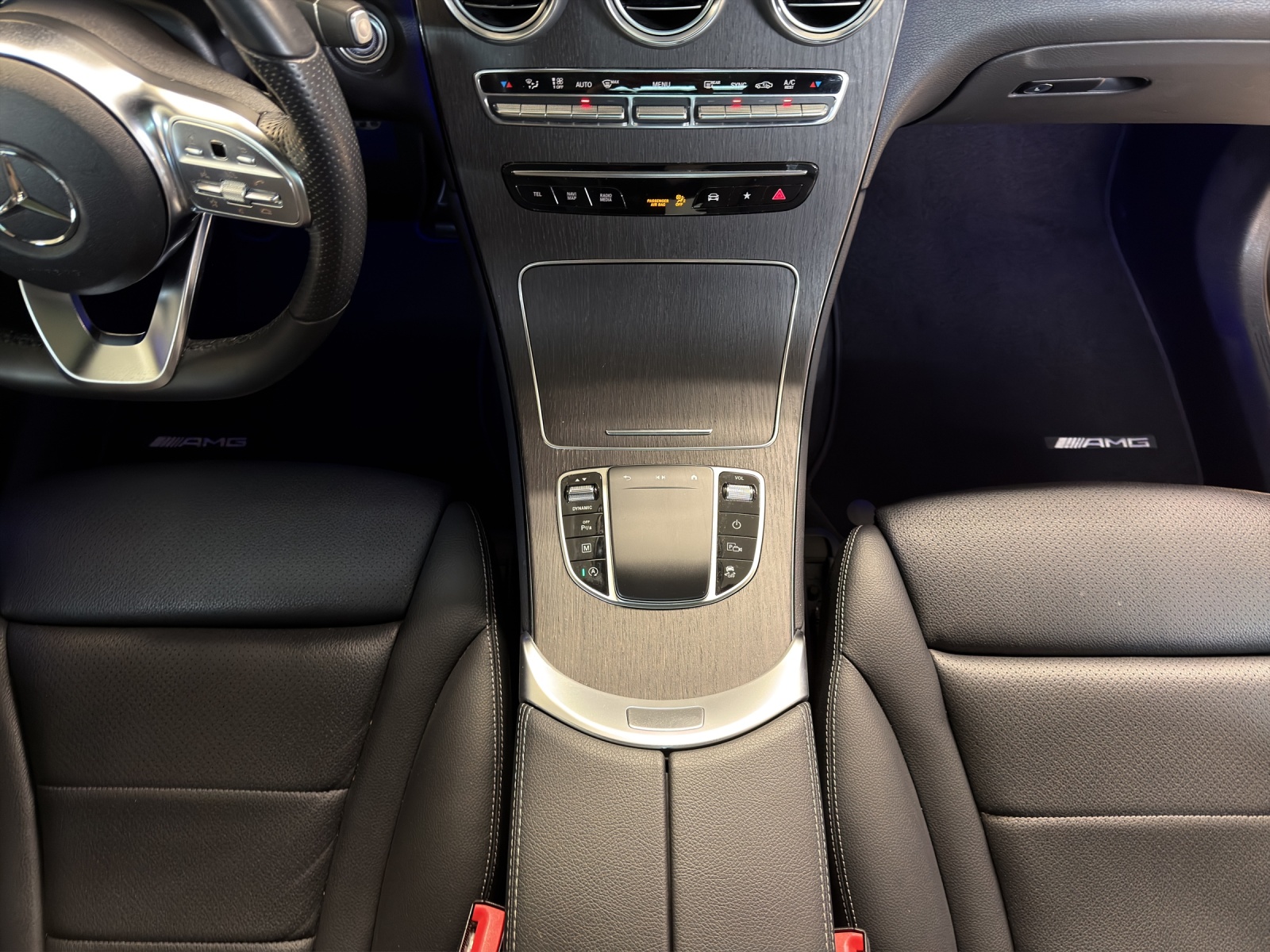 MERCEDES-BENZ GLC 300 AMG Line 4Matic-image-15