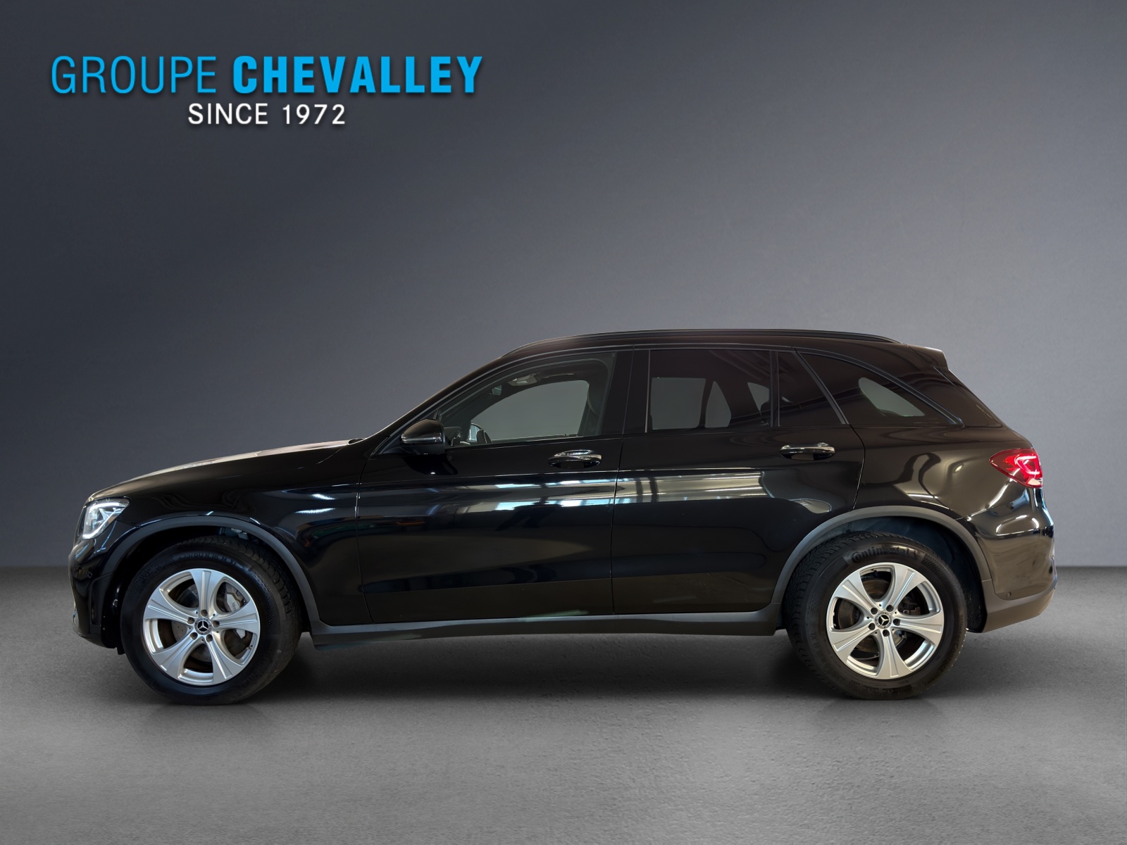 MERCEDES-BENZ GLC 300 AMG Line 4Matic-image-2