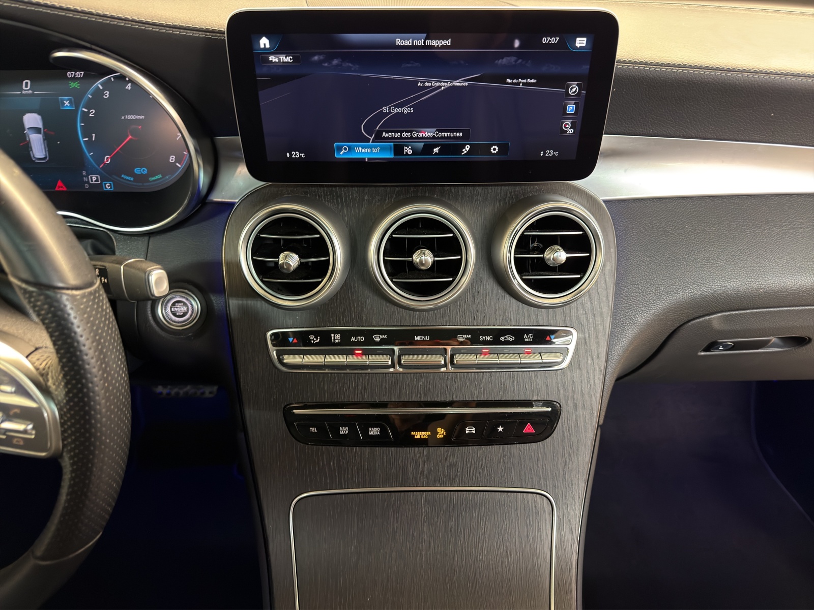 MERCEDES-BENZ GLC 300 AMG Line 4Matic-image-14