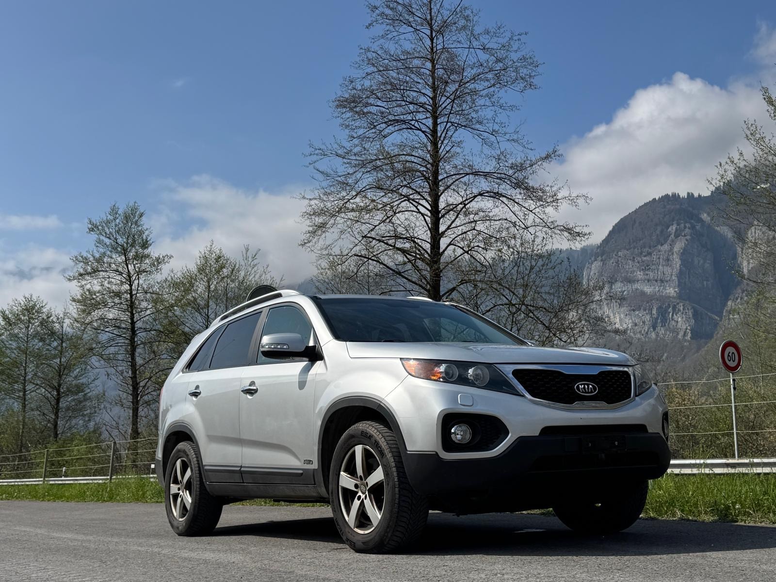 KIA Sorento 2.2 CRDI Trend Automatic-image-0