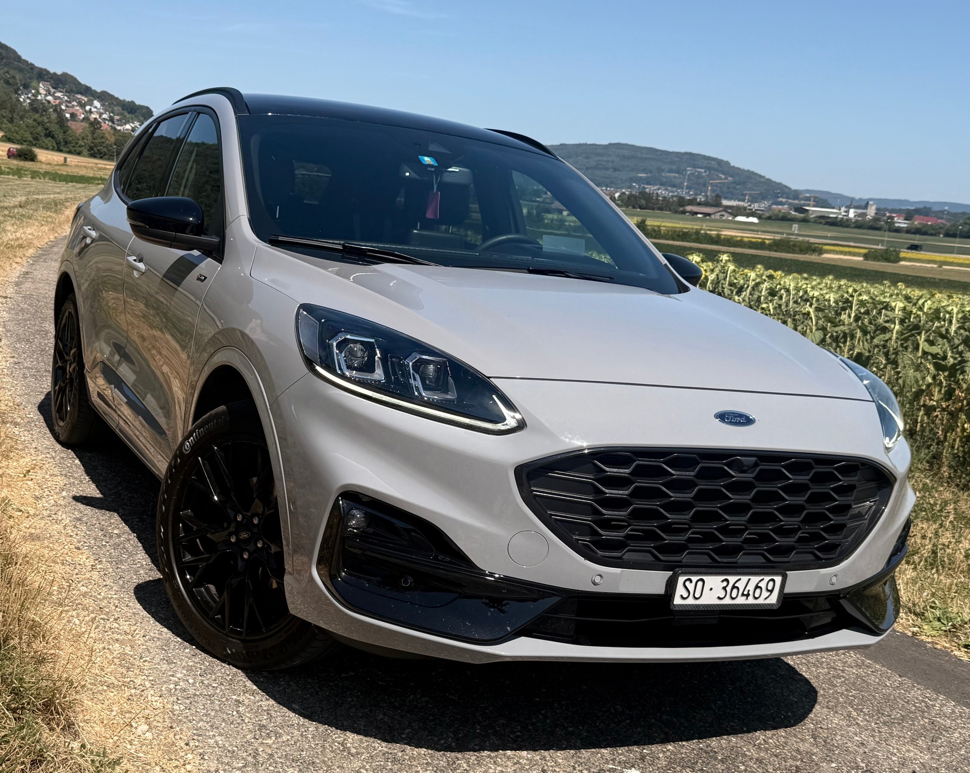 FORD FORD KUGA 2.5 Plug-in Hybrid ST-Line X Graphite Tech Edition-image-0