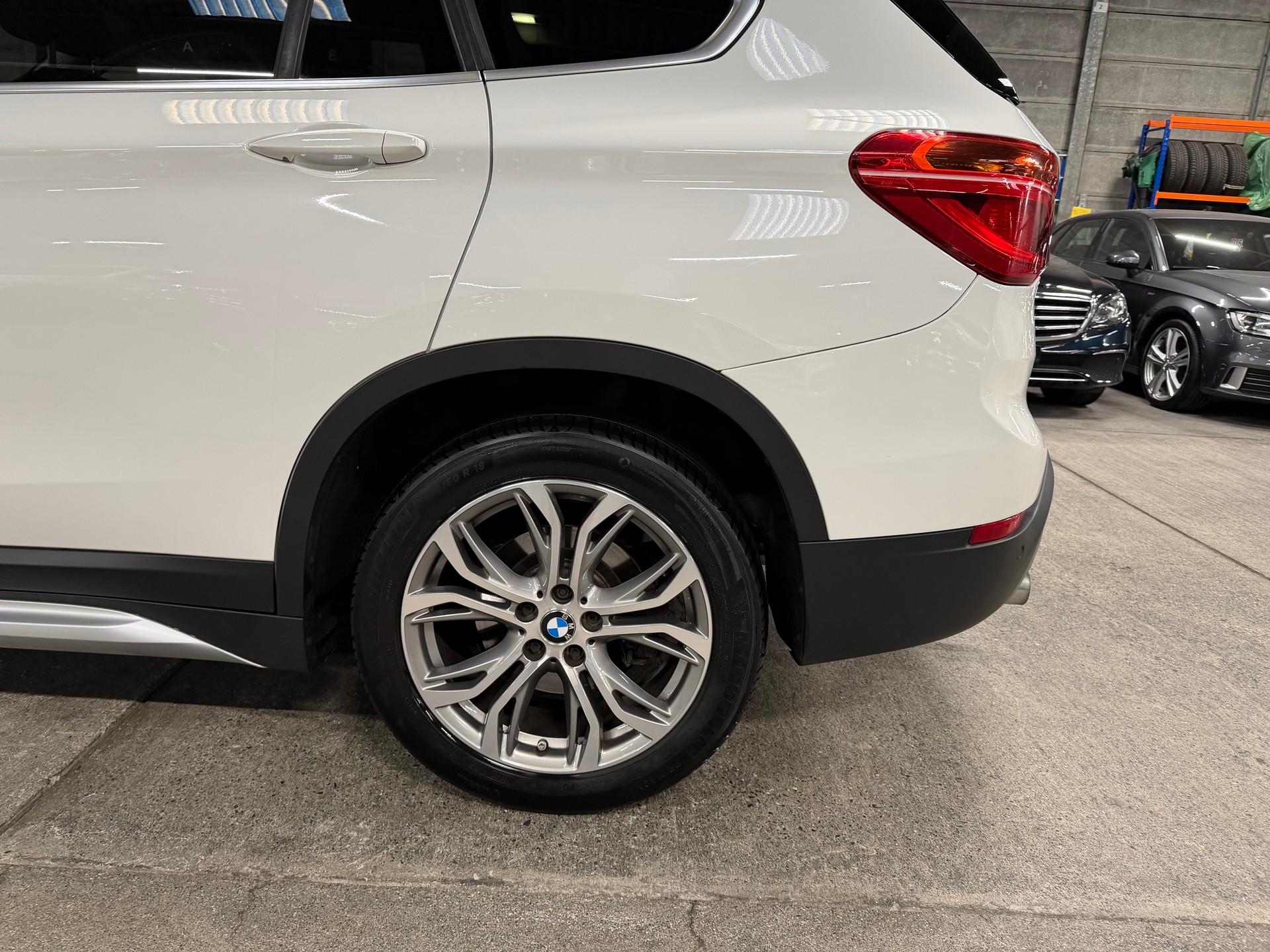 BMW X1 xDrive 20d xLine Steptronic-image-20