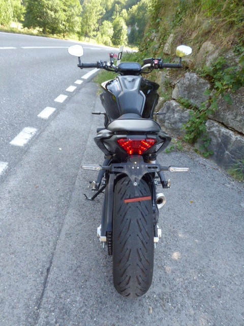 YAMAHA Pure-showroom-element-3