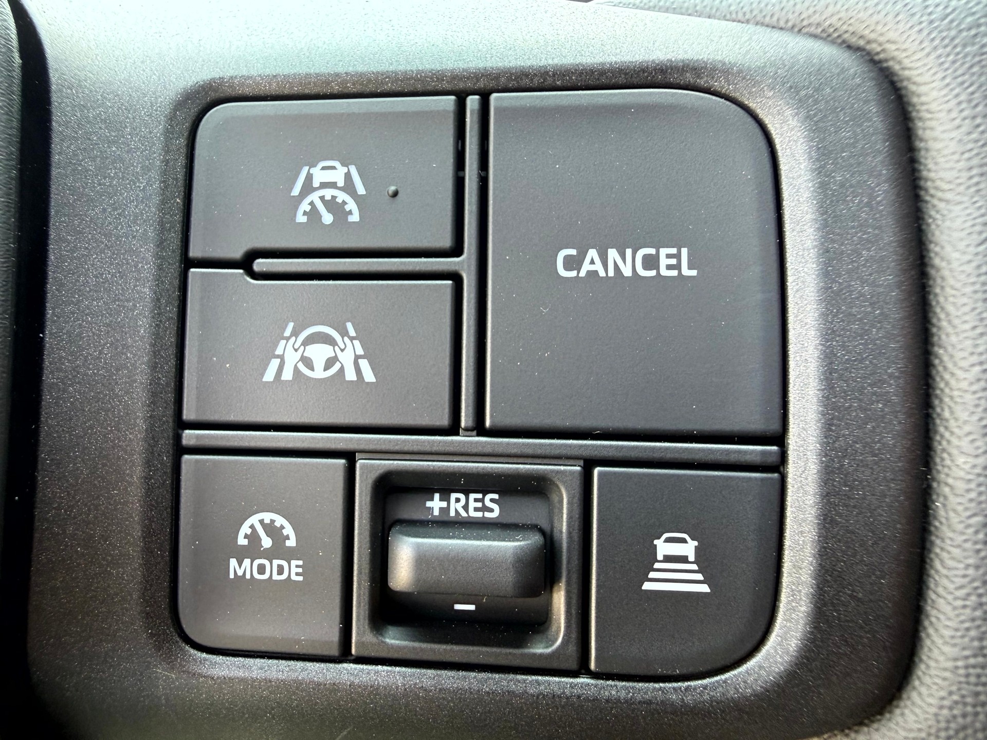 TOYOTA RAV-4 2.5 HSD Premium e-CVT AWD-image-28