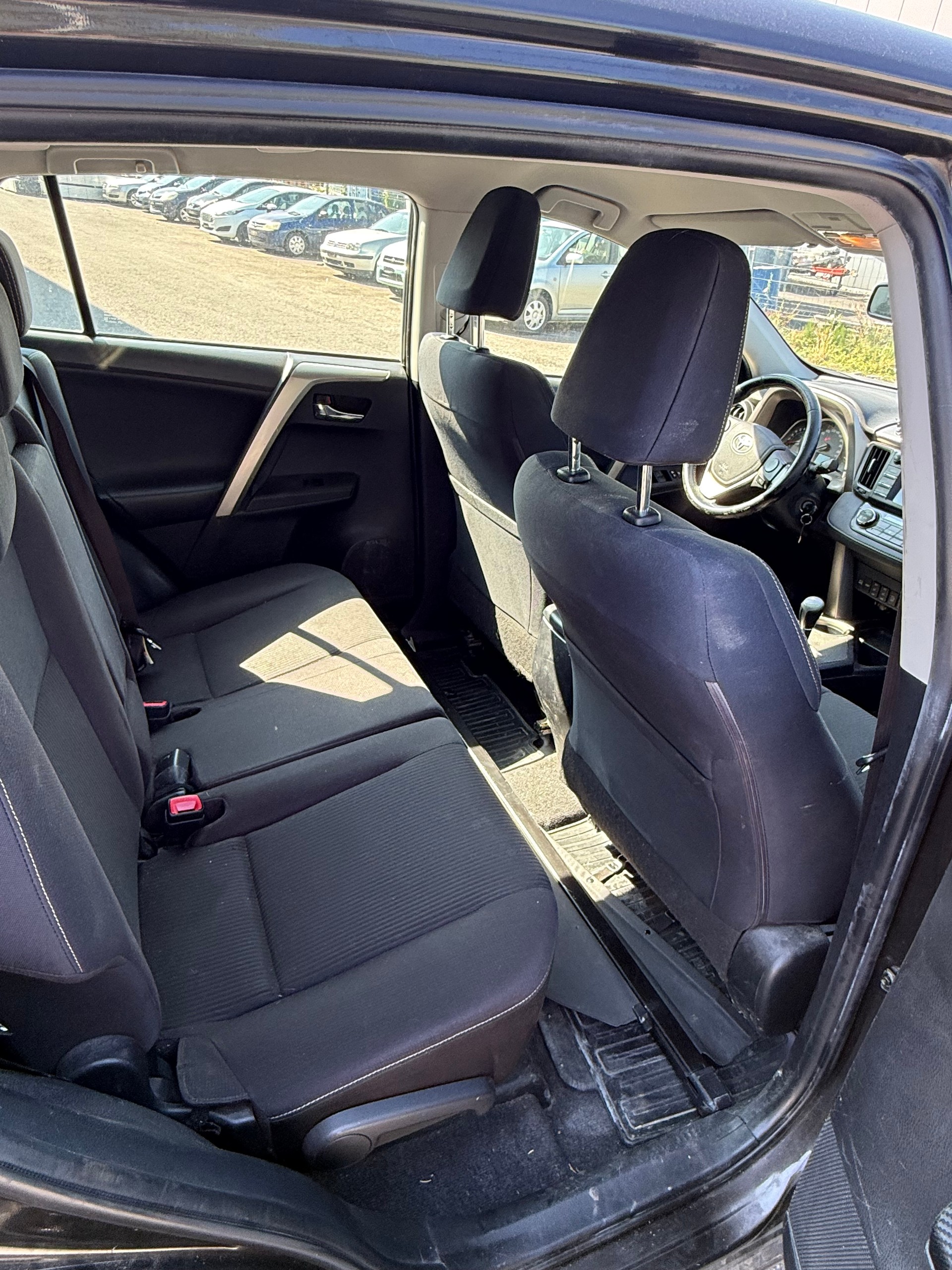 TOYOTA RAV-4 2.0 Swiss Trend Multidrive S-image-7