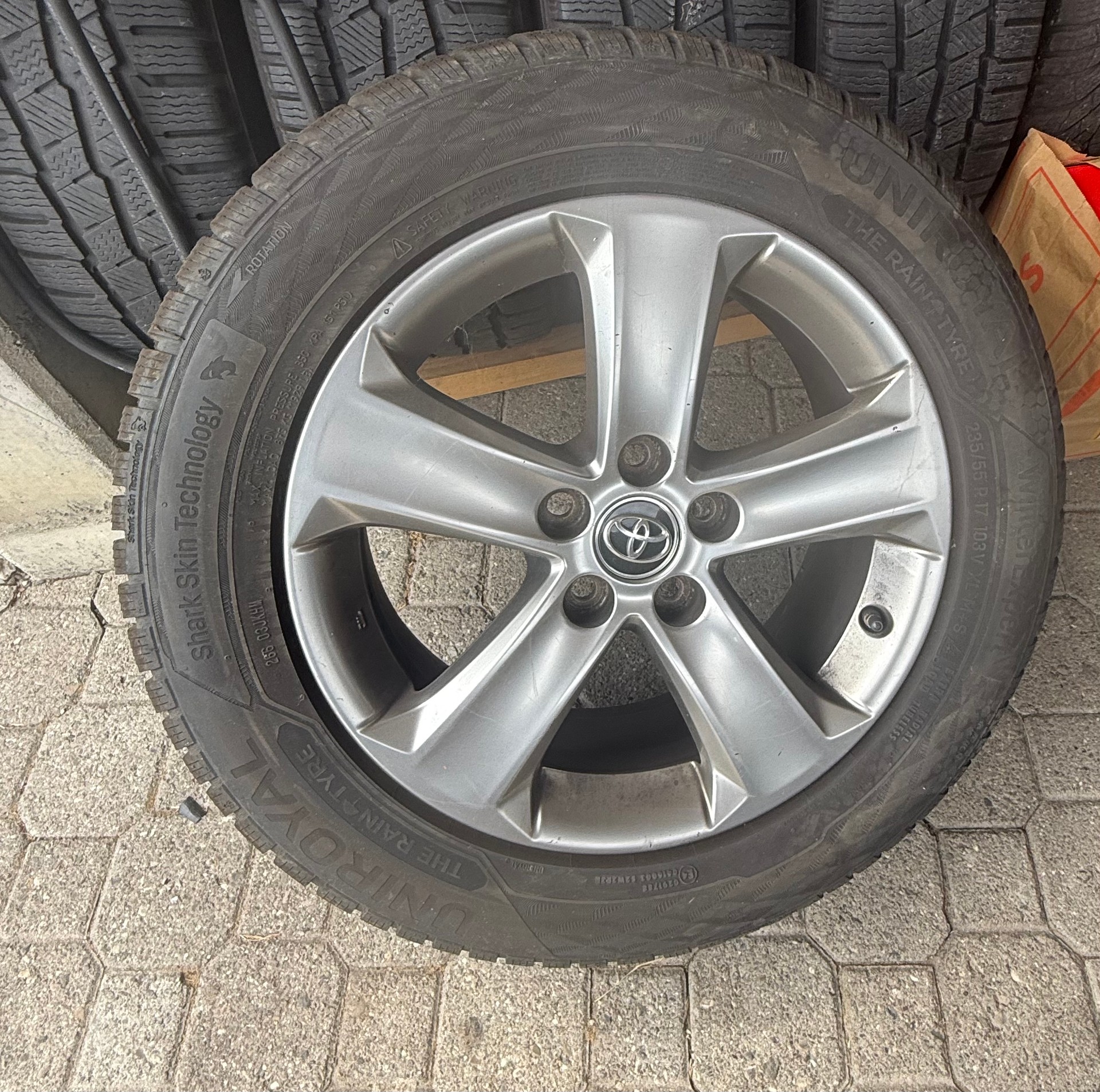TOYOTA RAV-4 2.0 Swiss Trend Multidrive S-image-11