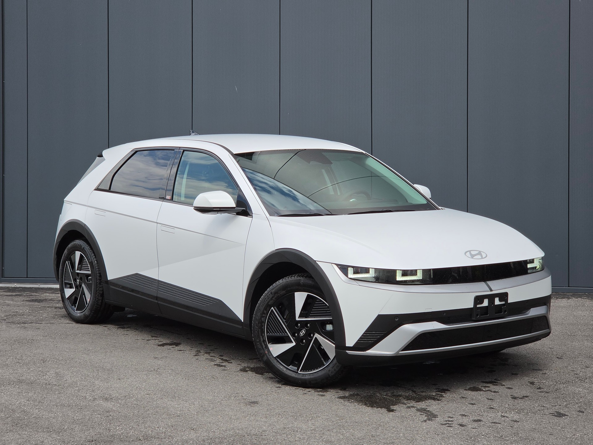 HYUNDAI Ioniq 5 Amplia 84kWh 4WD-image-0
