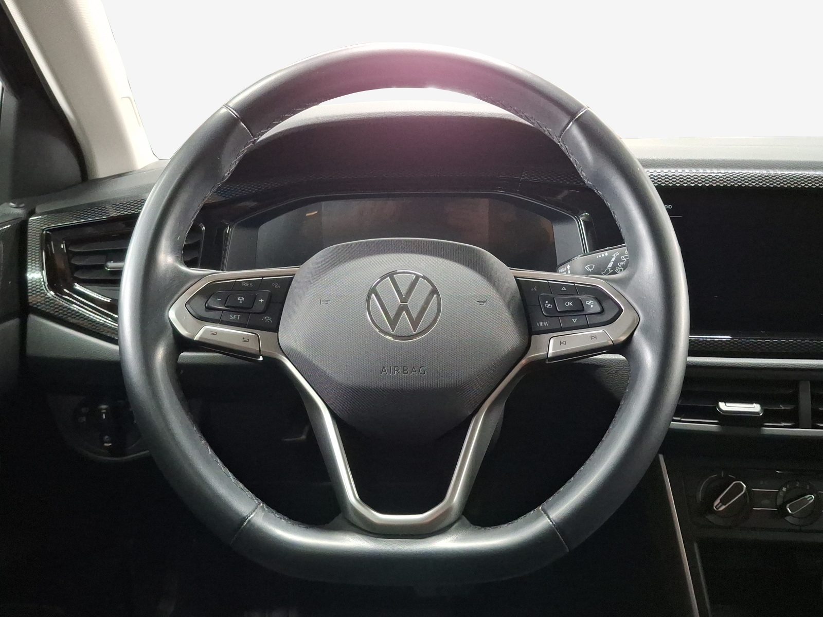 VW Polo 1.0 TSI Life DSG-image-9