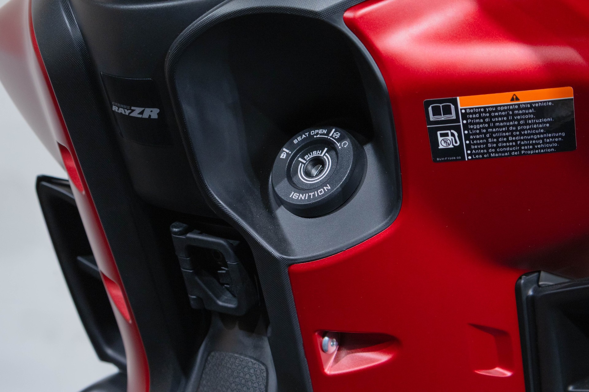 YAMAHA RayZR-image-11