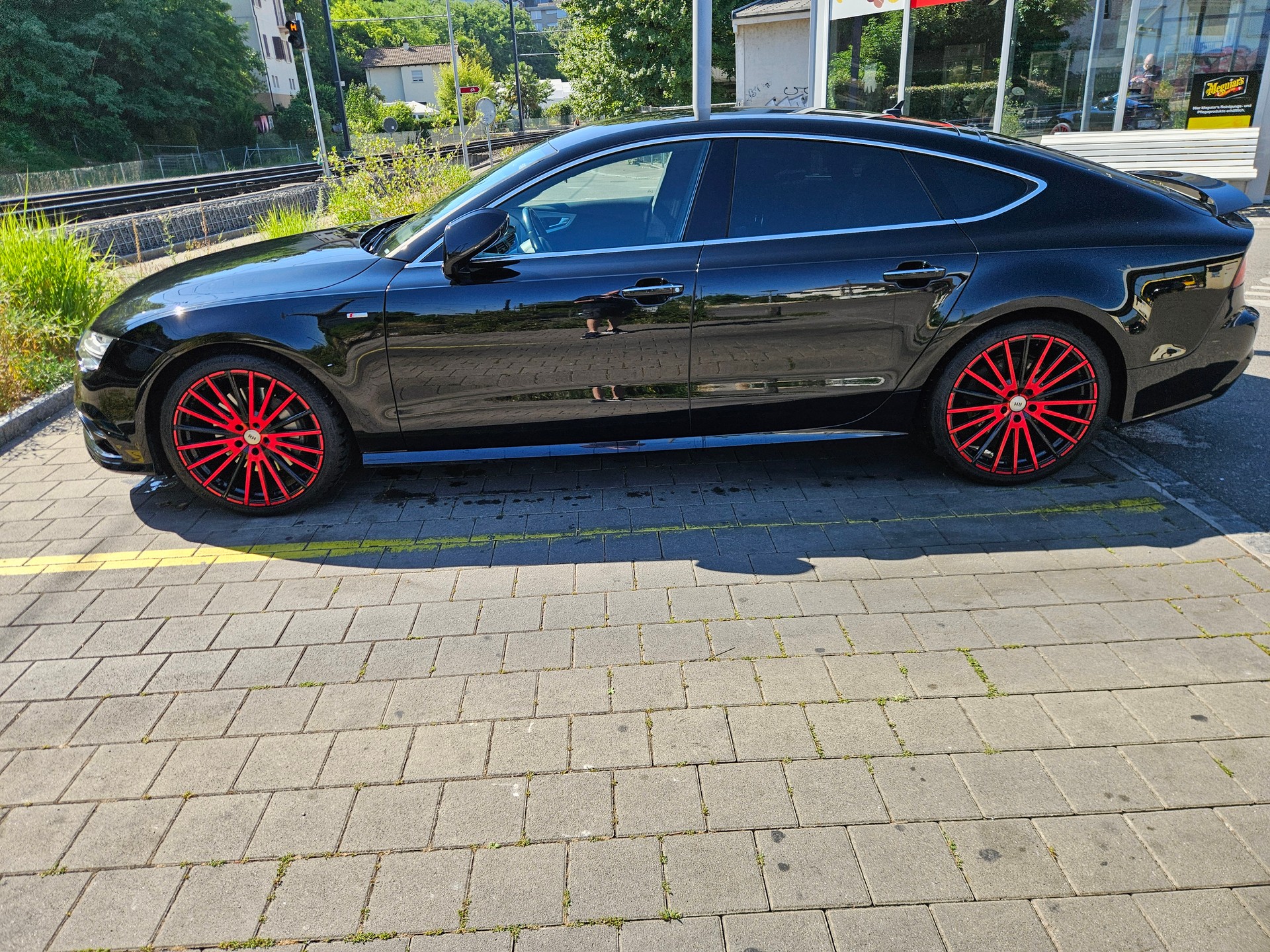 AUDI 3.0 V6 TDI 320 quattro-image-2
