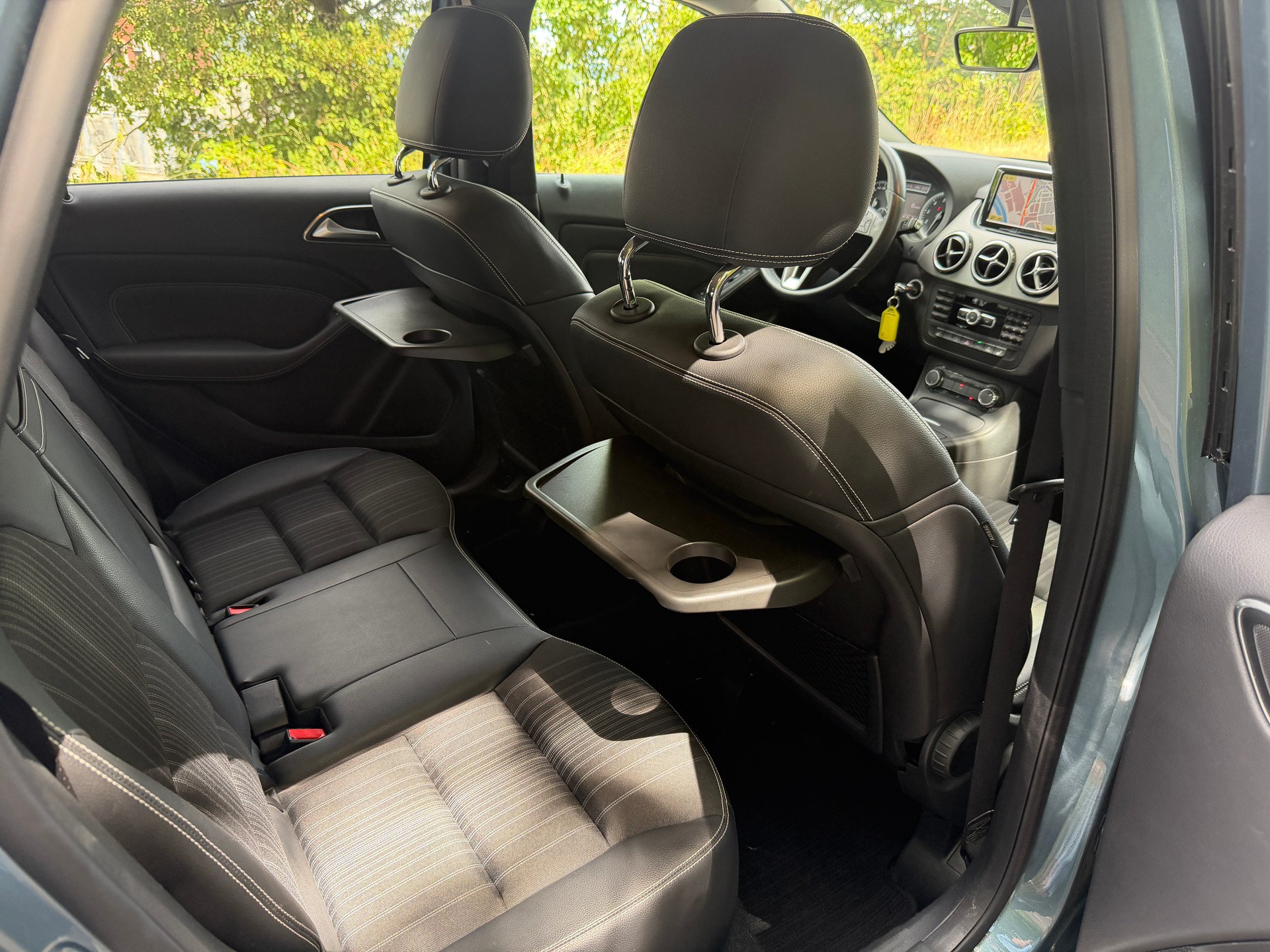 MERCEDES-BENZ B 200 7G-DCT-image-16