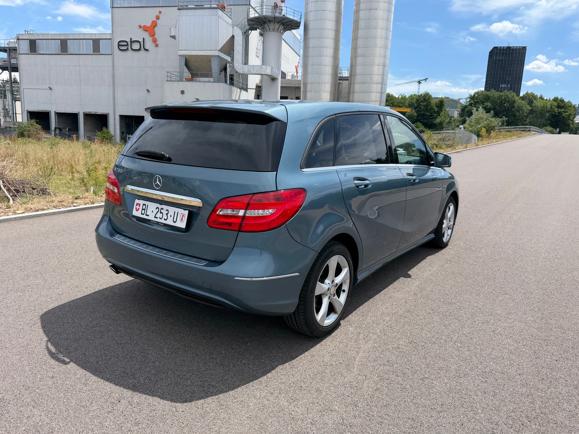 MERCEDES-BENZ B 200 7G-DCT-image-8