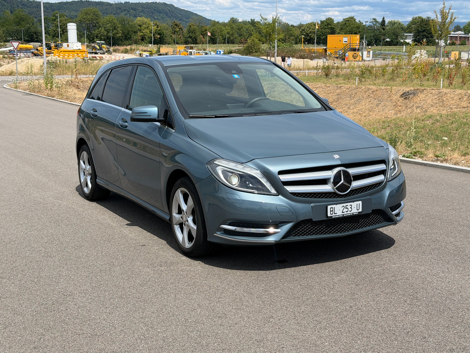 MERCEDES-BENZ B 200 7G-DCT-image-4