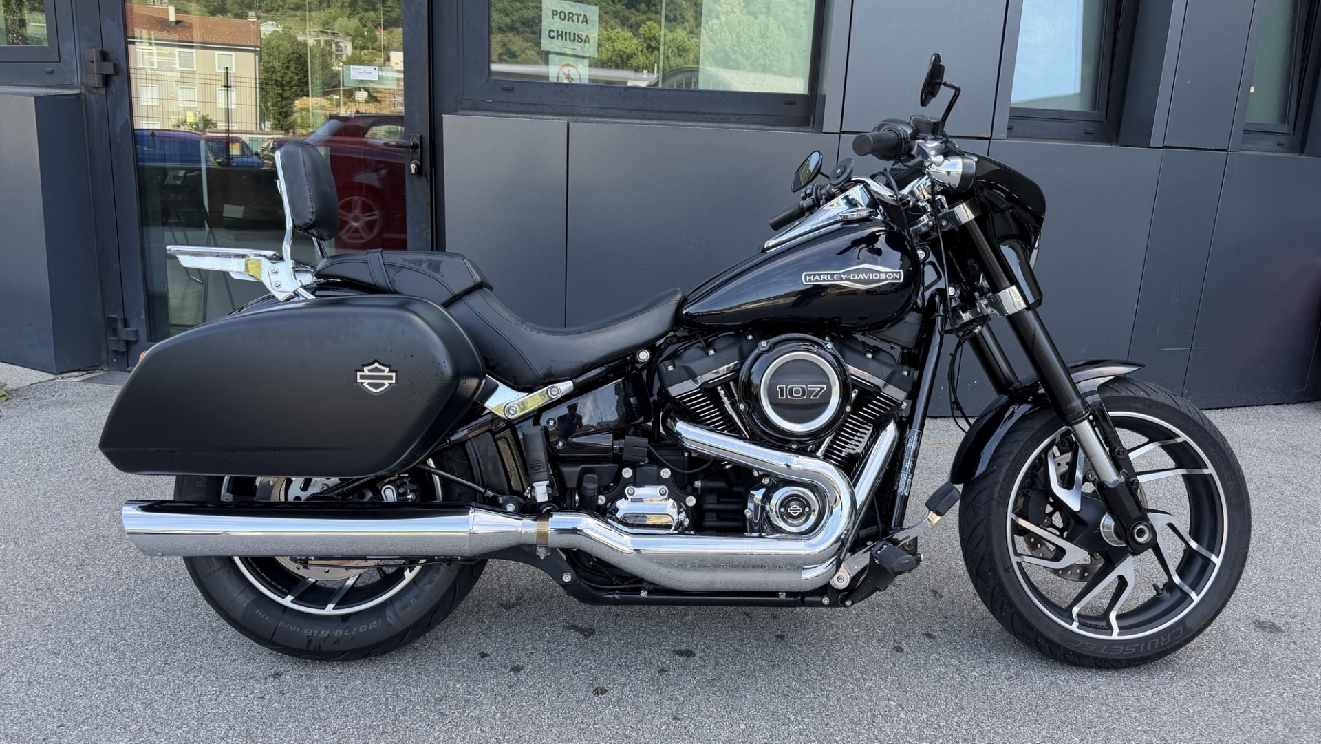 HARLEY-DAVIDSON FLSB 1745 Softail Sport Glide 107