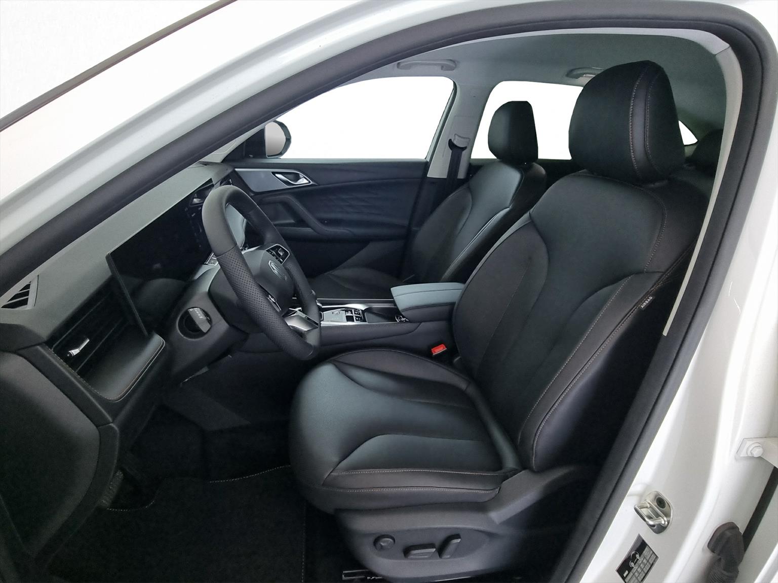 MG MG HS 1.5 T PHEV Luxury-image-5