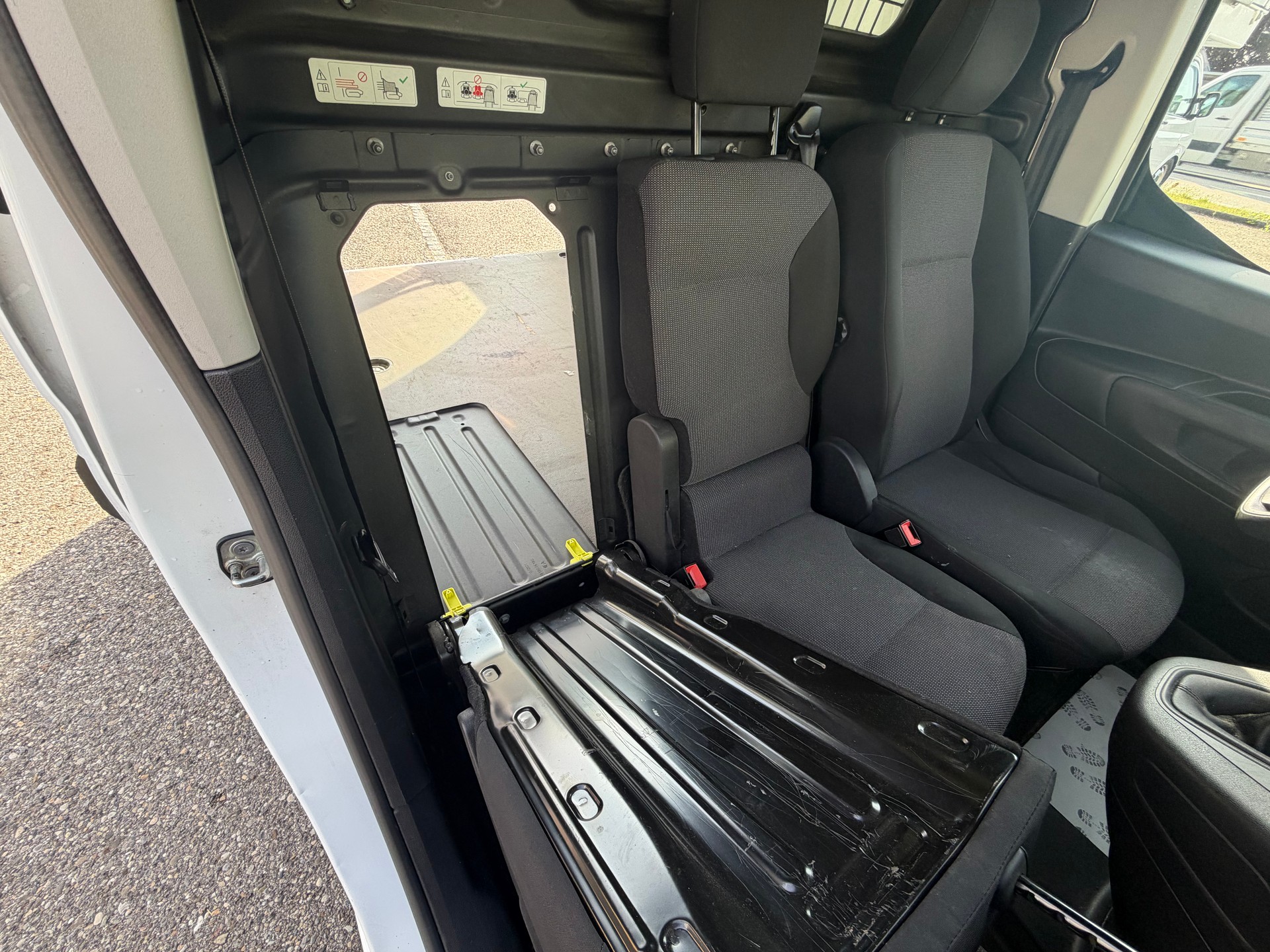 CITROEN Berlingo Van 1.2 Pure Tech 110 s/s Driver 650kg-image-11