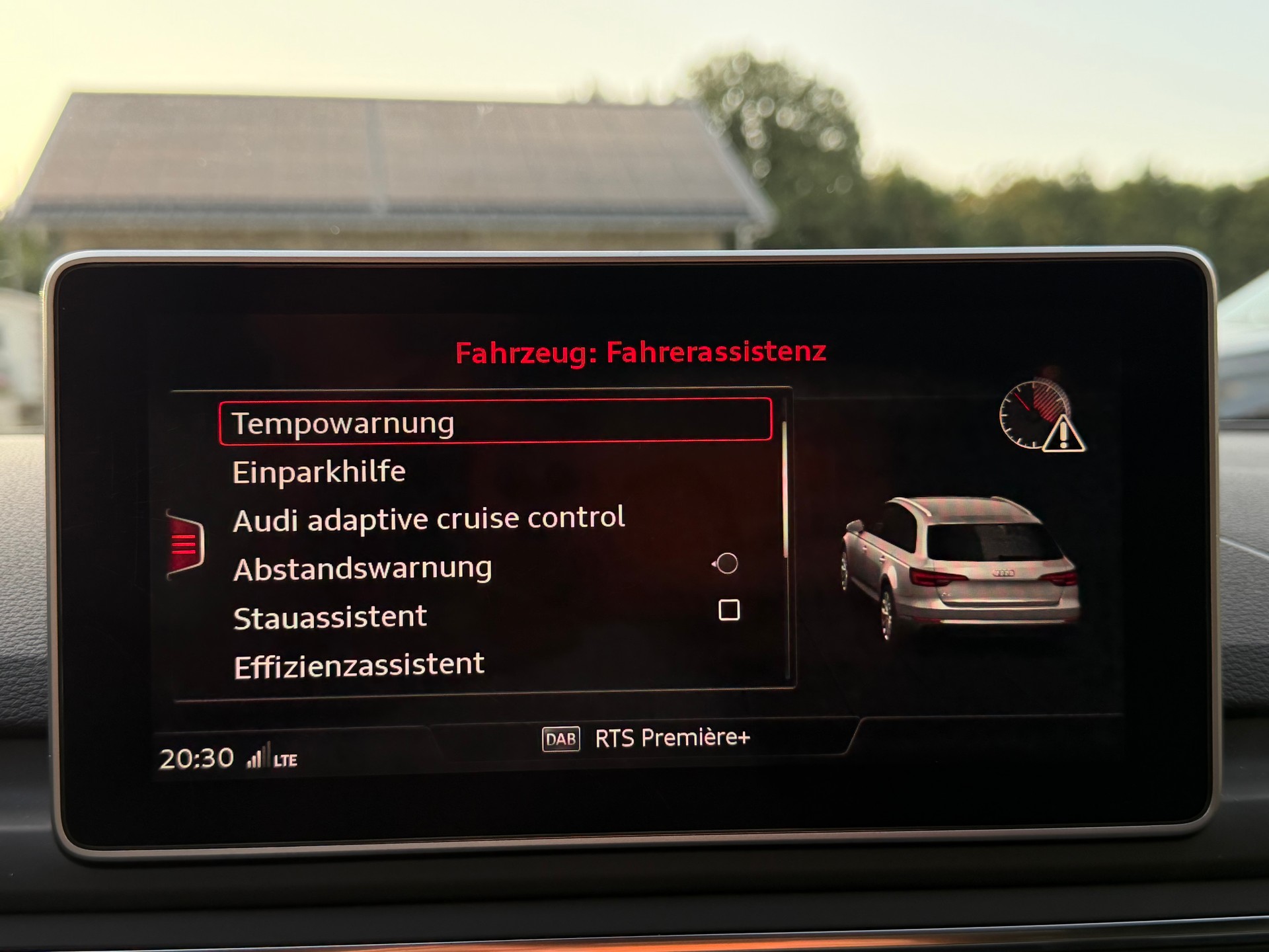 AUDI A4 Avant 2.0 TFSI Sport quattro S-tronic-image-21