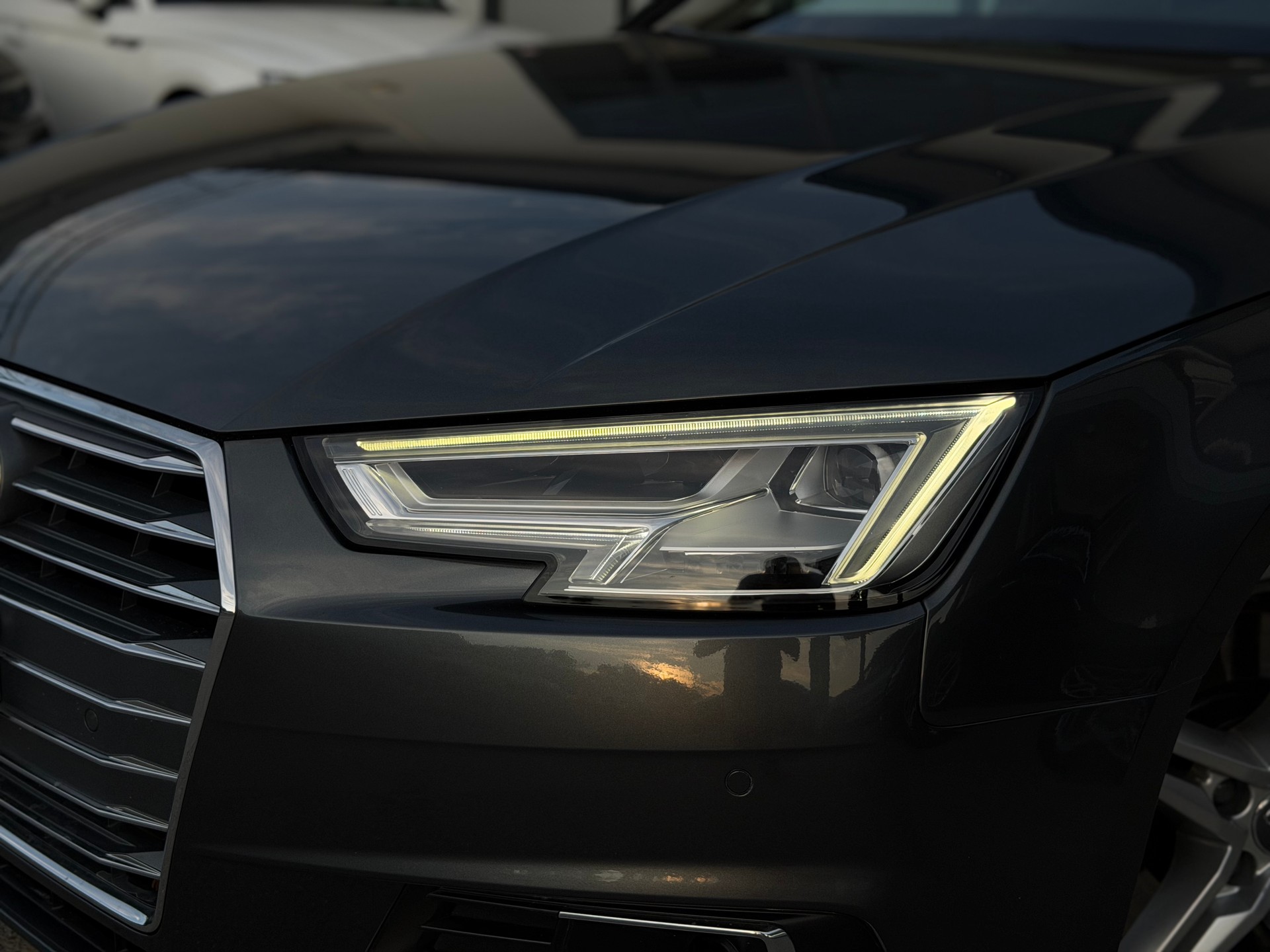 AUDI A4 Avant 2.0 TFSI Sport quattro S-tronic-image-7