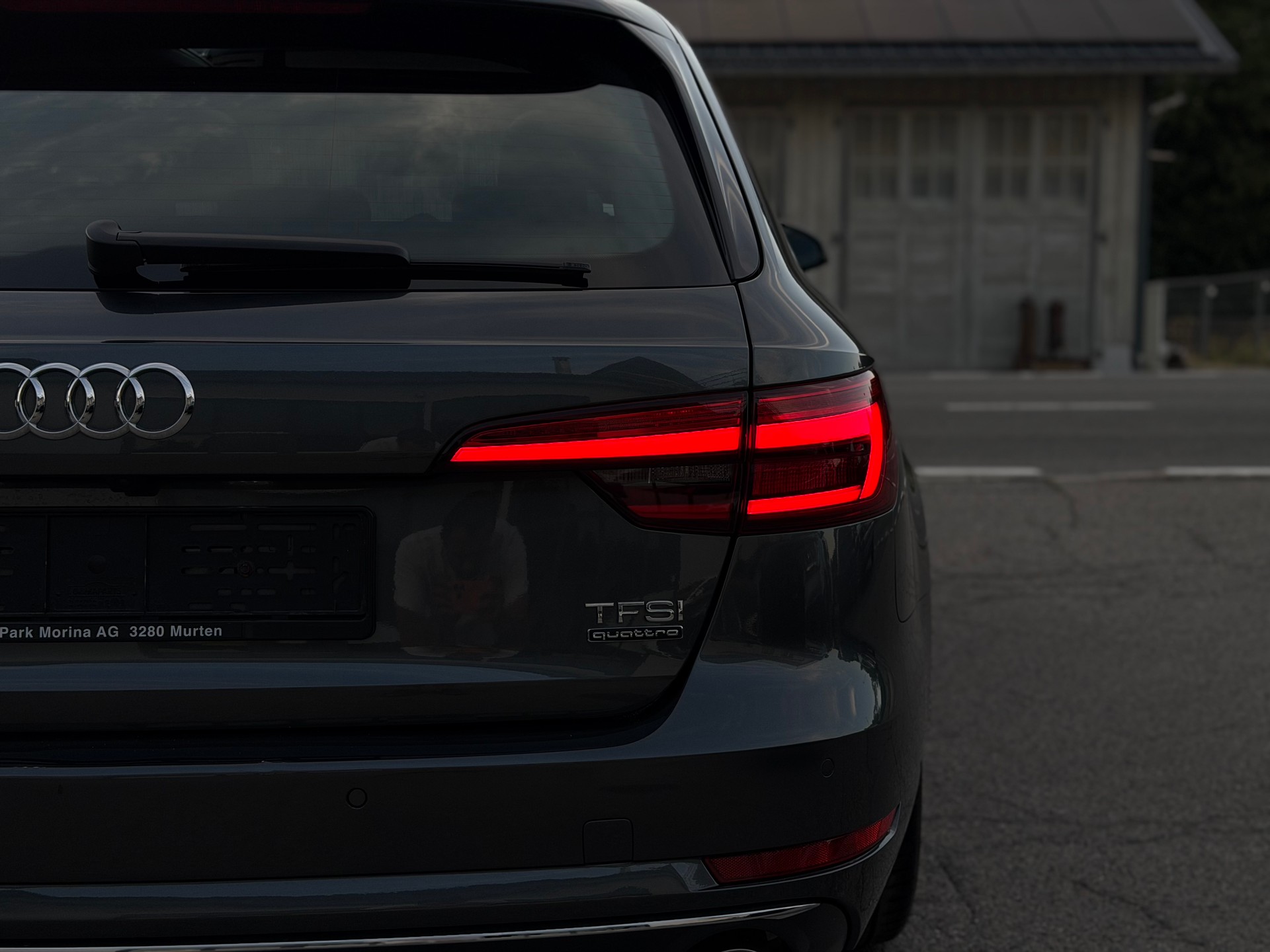 AUDI A4 Avant 2.0 TFSI Sport quattro S-tronic-image-8