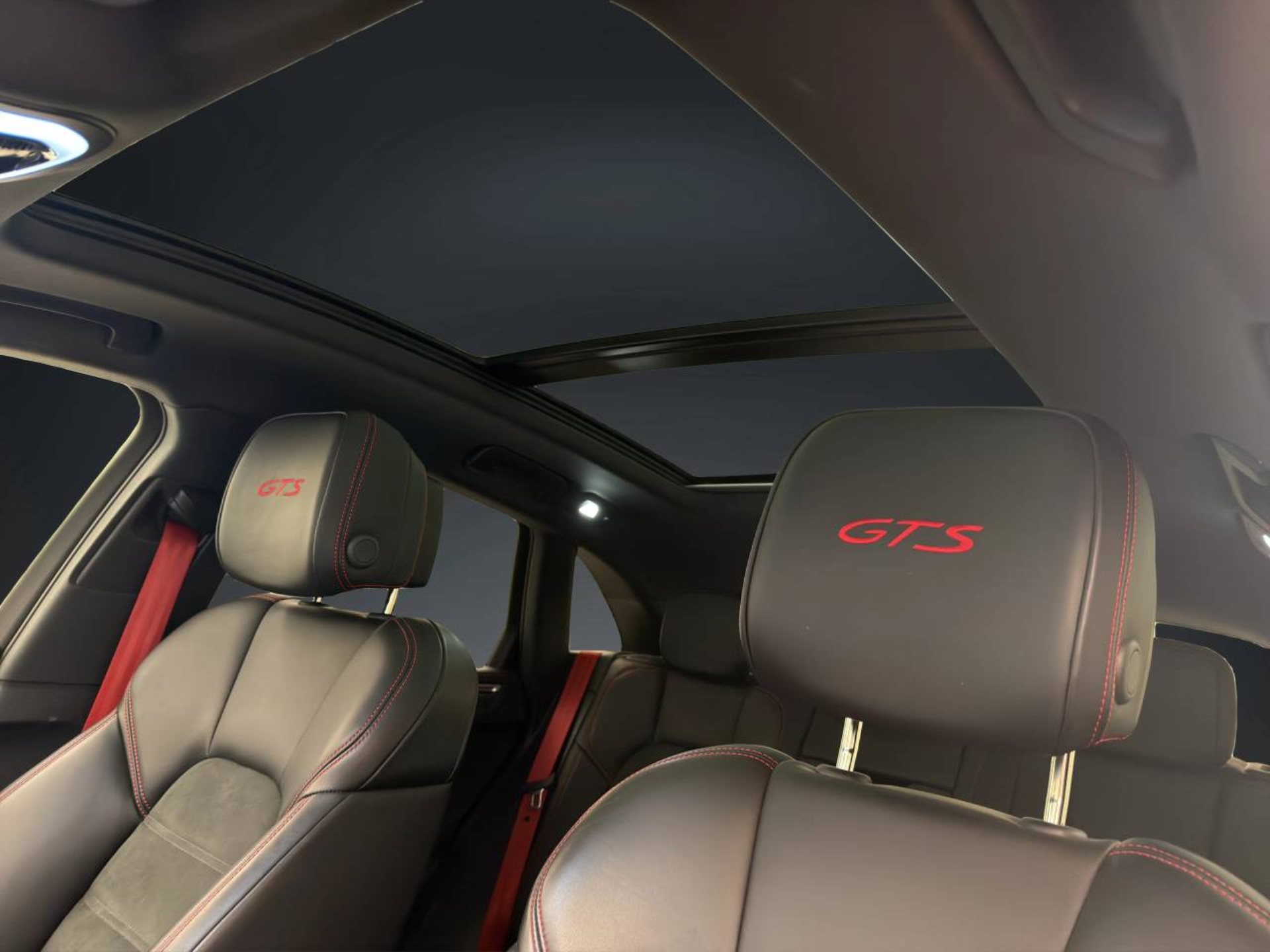 PORSCHE Macan GTS-image-13