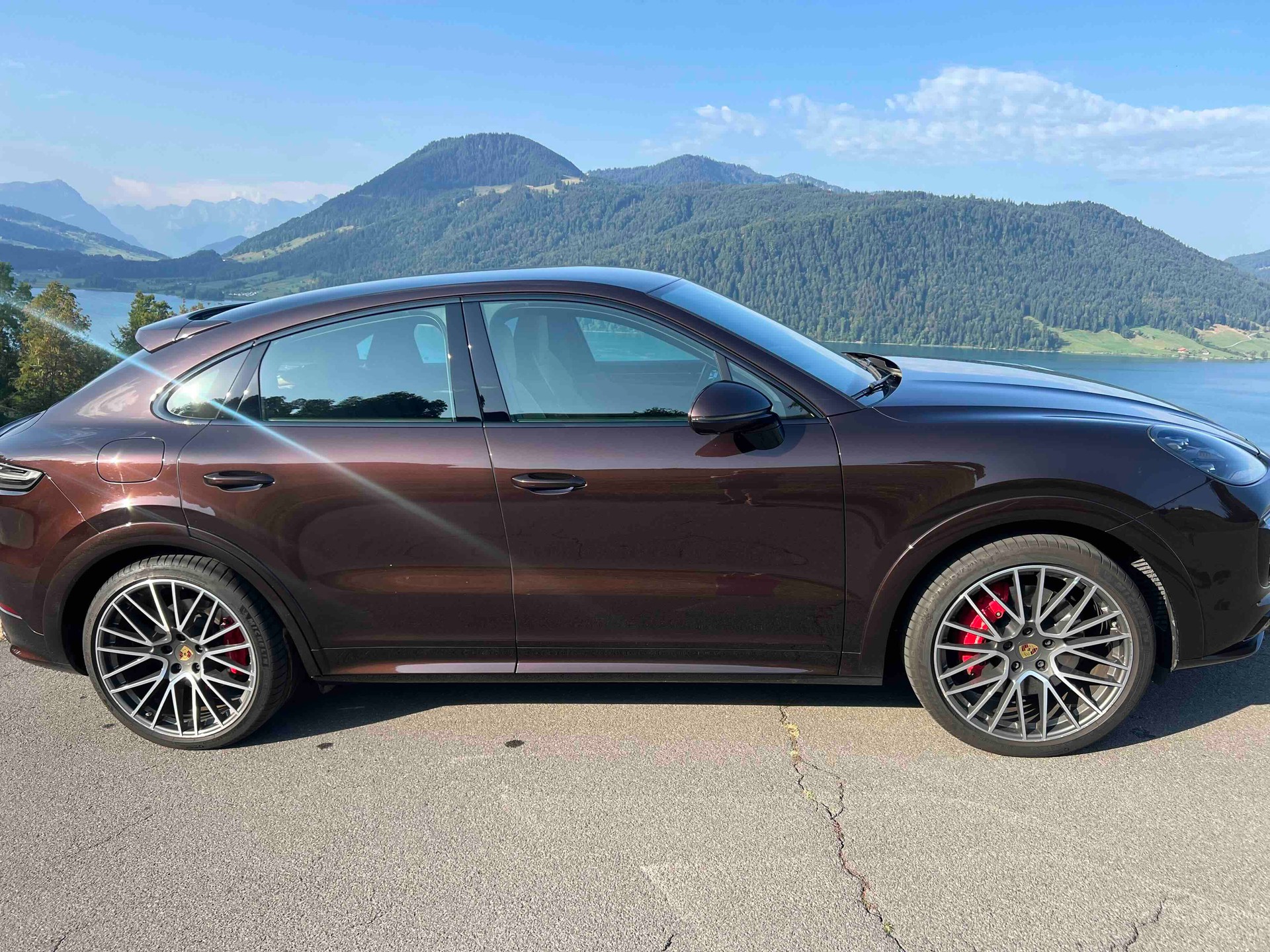 PORSCHE 4.0 V8 GTS Coupé-image-2