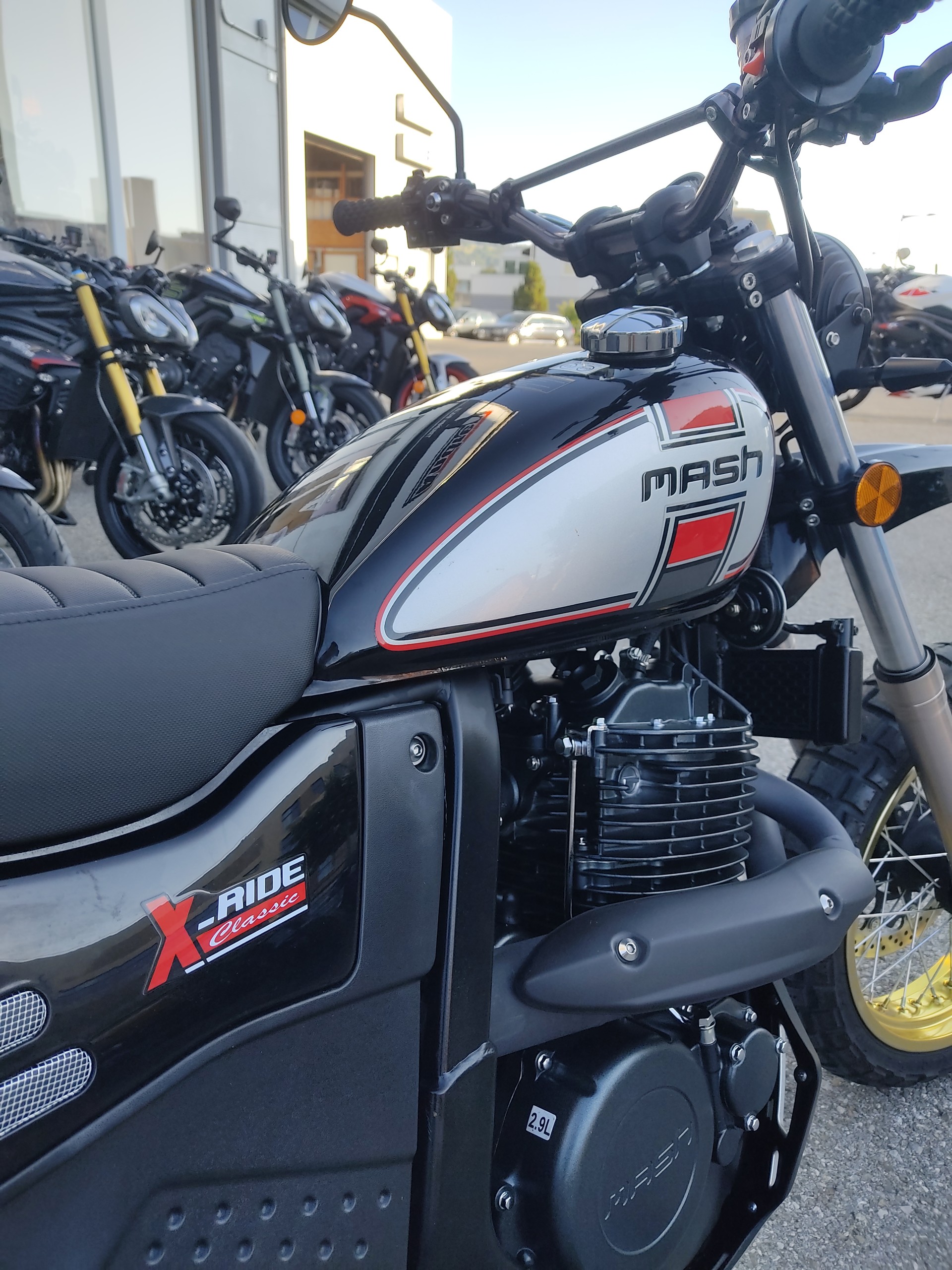 MASH 650 X-Ride-showroom-element-3