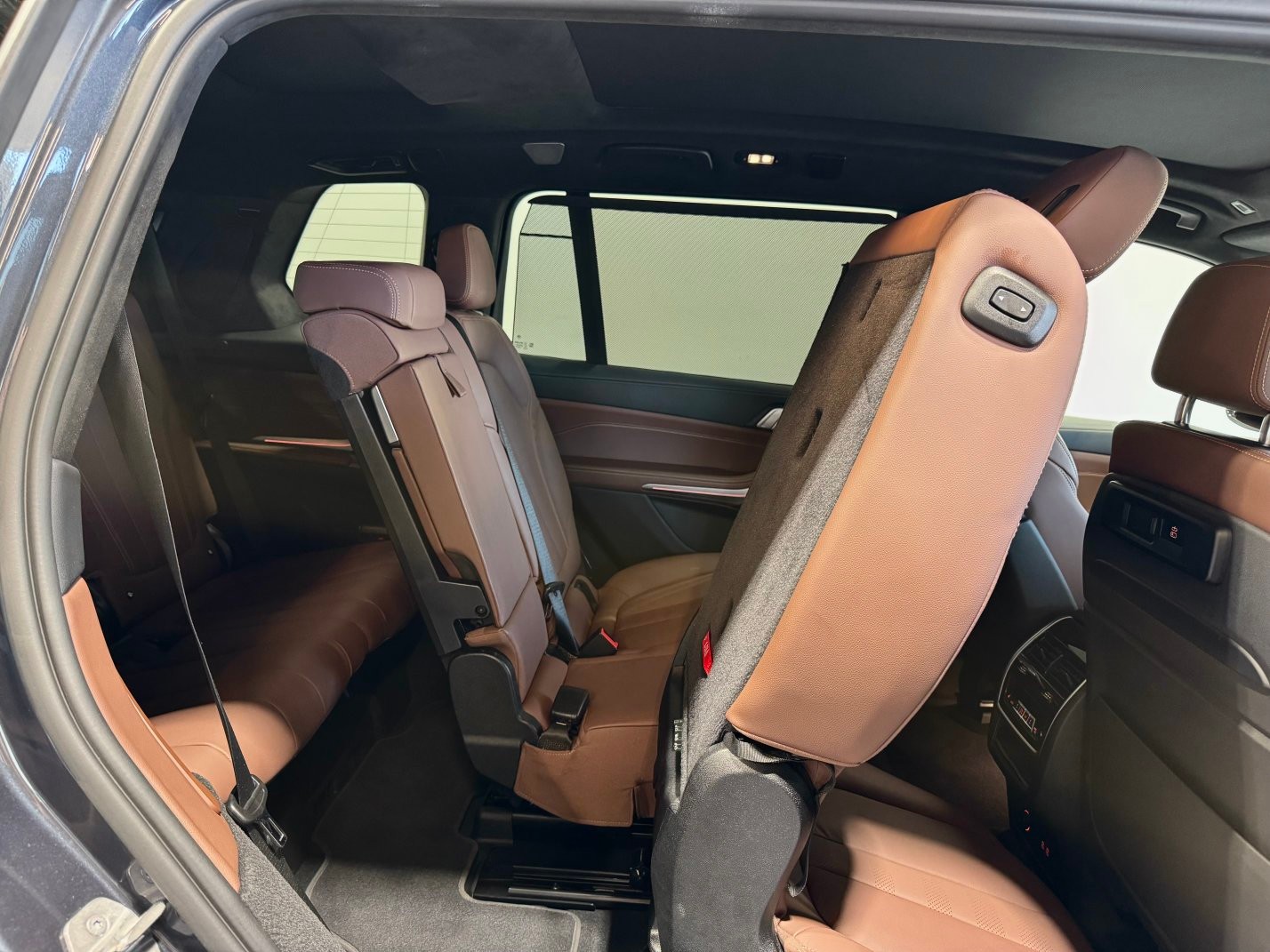 BMW X7 40i xDrive M-Sport-image-11
