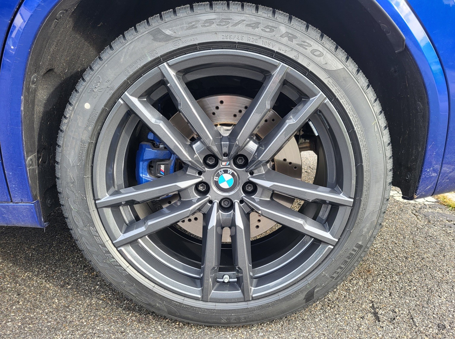 BMW M Competition-image-3