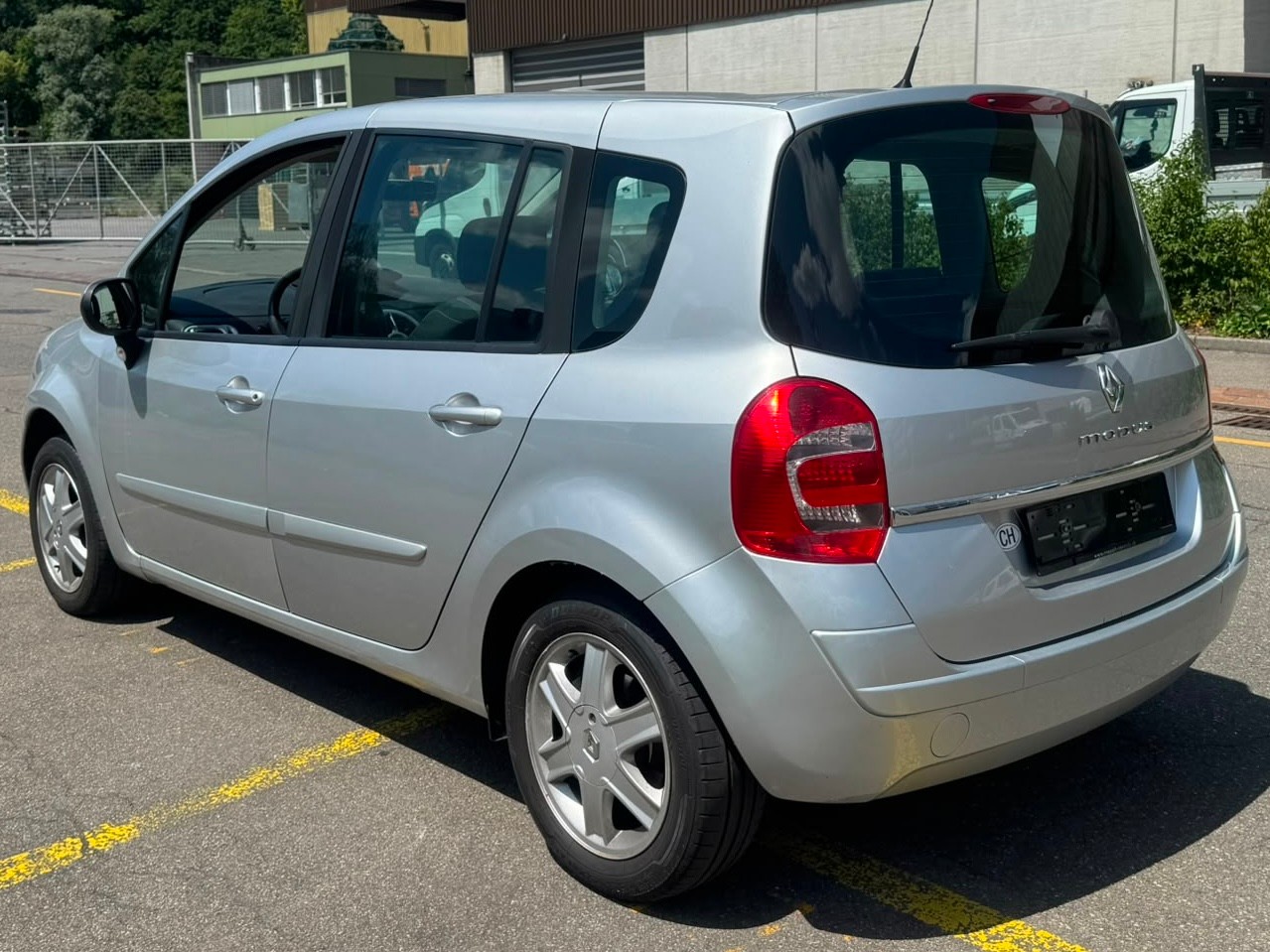 RENAULT Modus 1.6 16V Dynamique-image-4