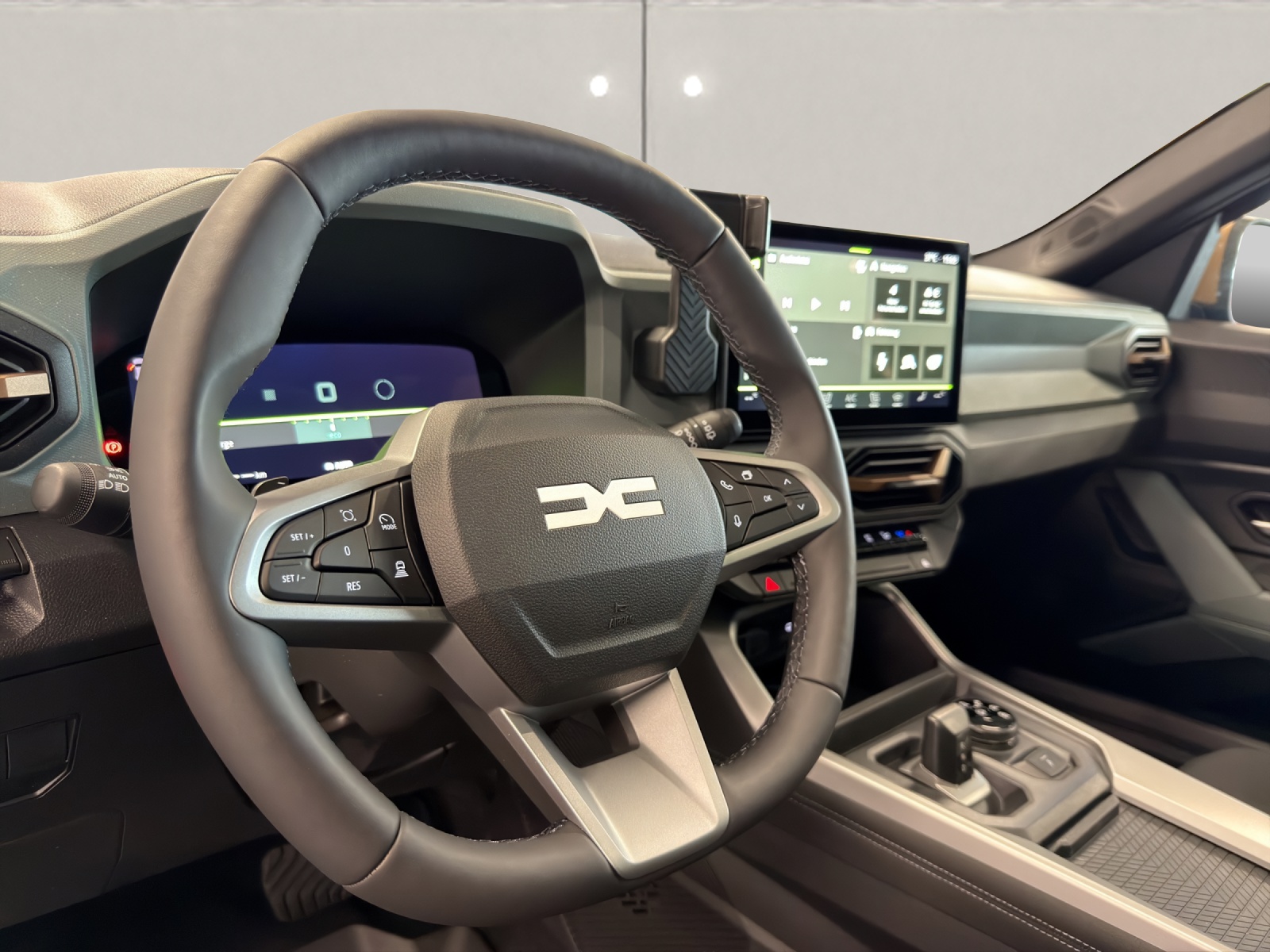 DACIA Bigster 1.2 Hybrid Extreme 4WD-image-9