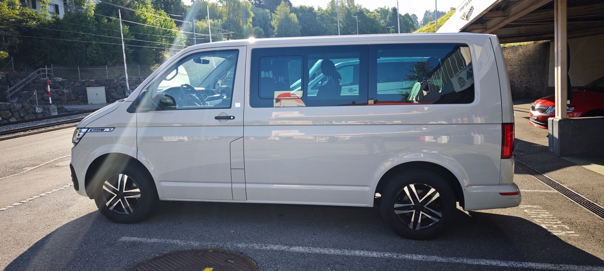 VW T6.1 Multivan 2.0 TDI Liberty Edition DSG-image-6