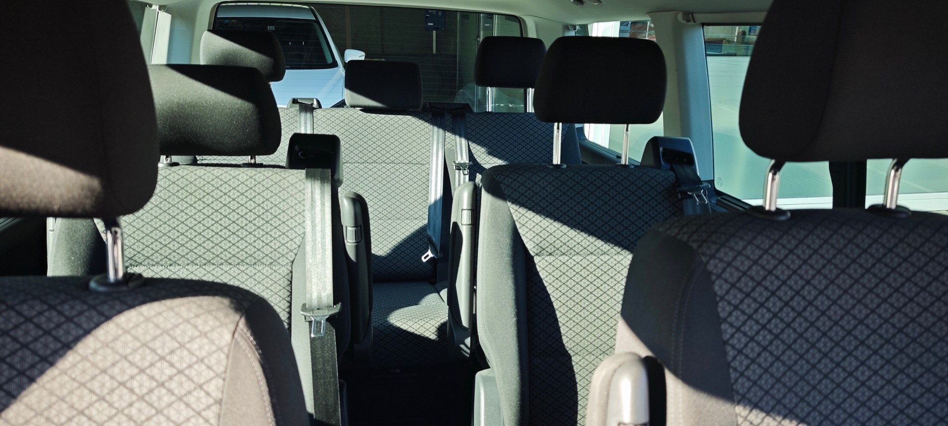VW T6.1 Multivan 2.0 TDI Liberty Edition DSG-image-11