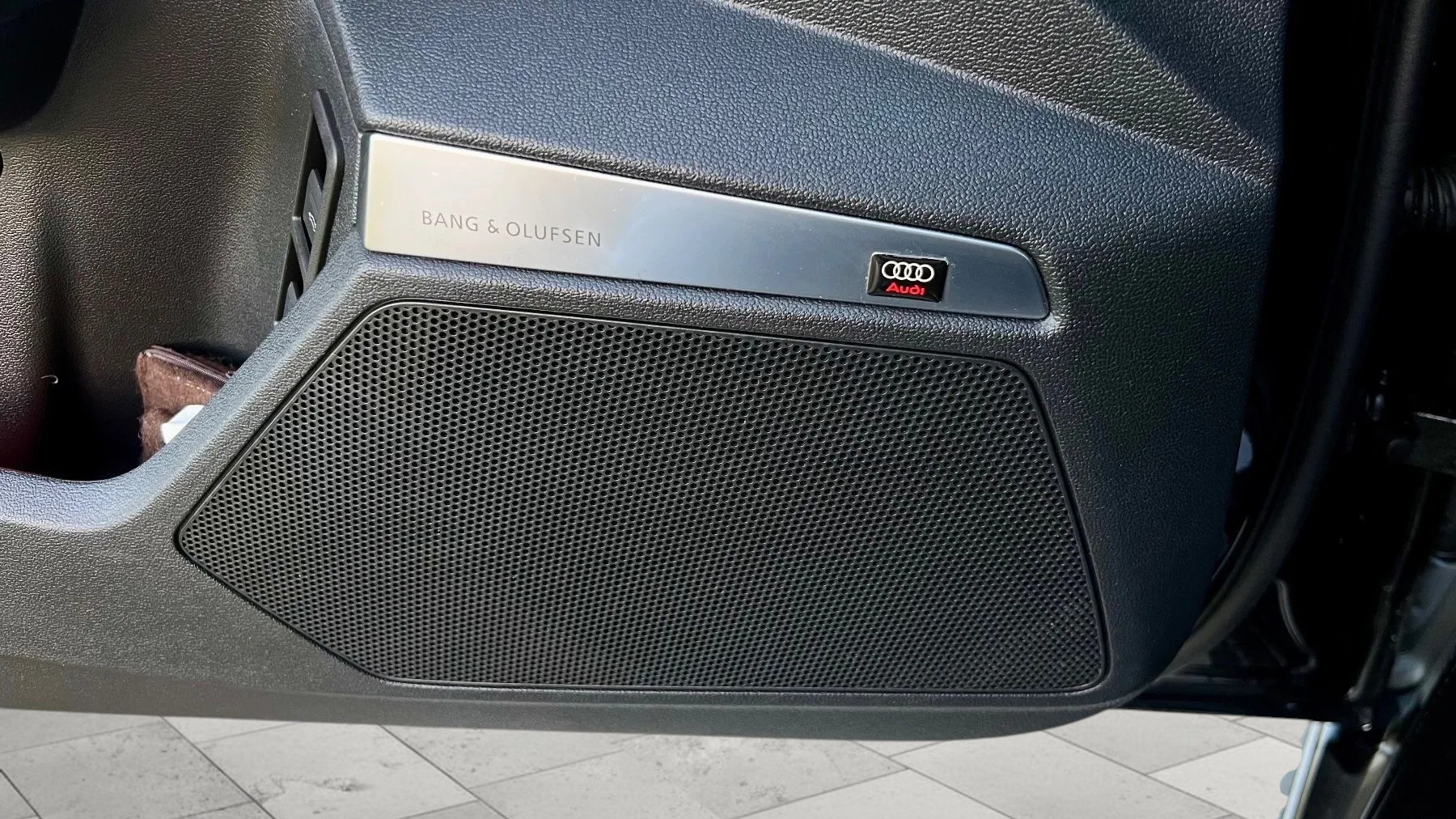 AUDI A3 Sportback 40 TFSI e S line S-tronic Toutes Options-image-6