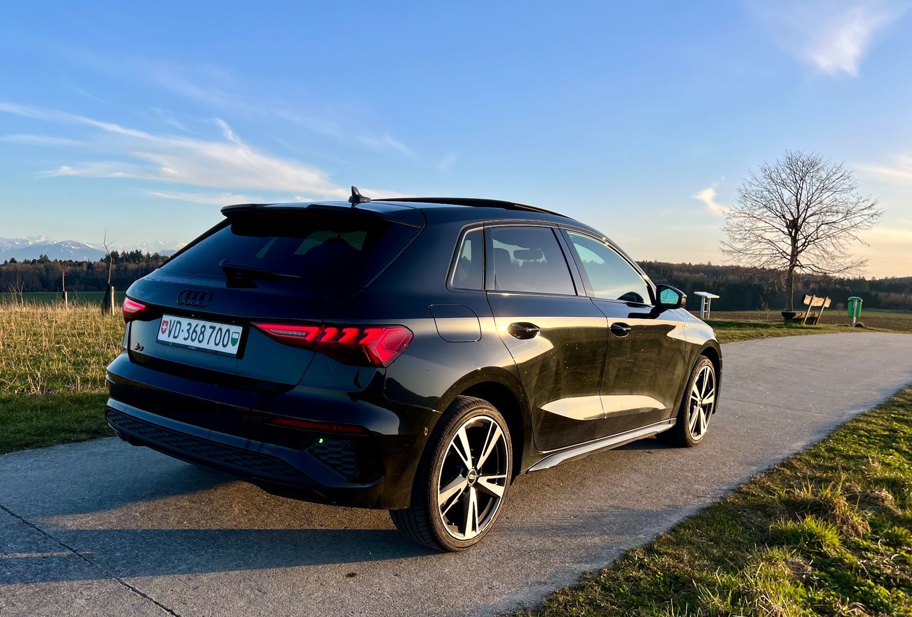 AUDI A3 Sportback 40 TFSI e S line S-tronic Toutes Options-image-8