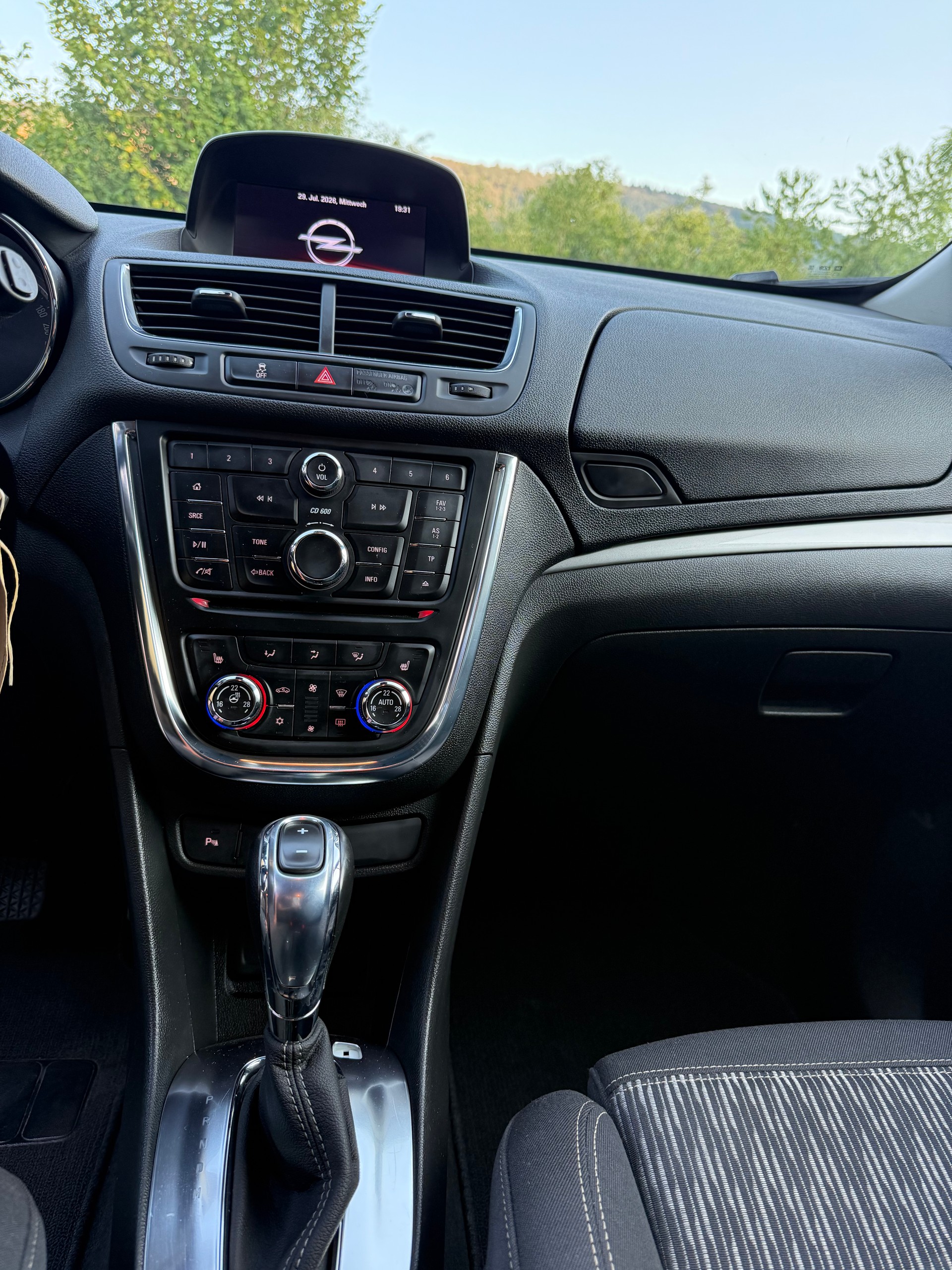 OPEL Mokka 1.4i 16V Turbo Drive 2WD Automatik-image-12