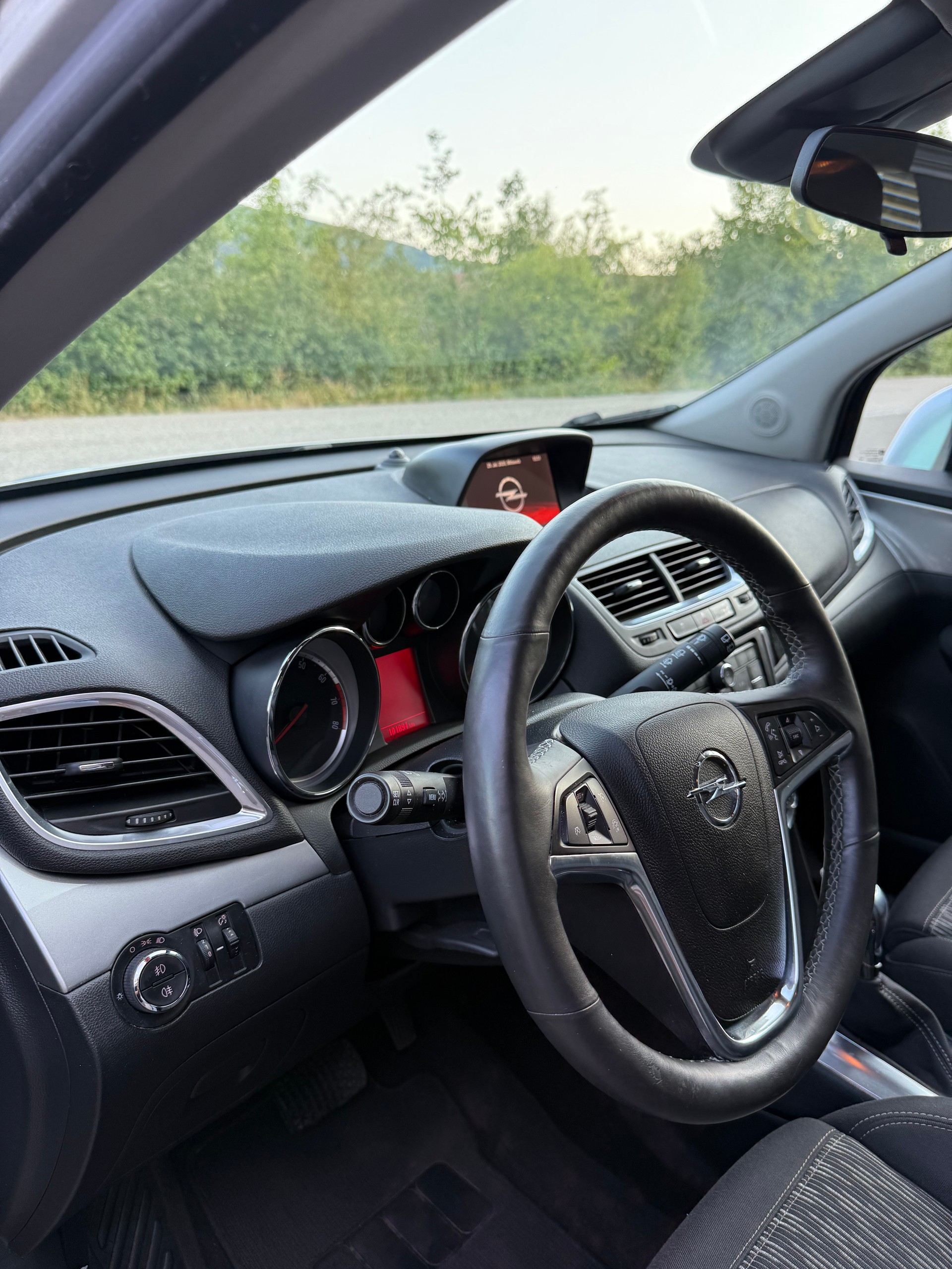 OPEL Mokka 1.4i 16V Turbo Drive 2WD Automatik-image-11