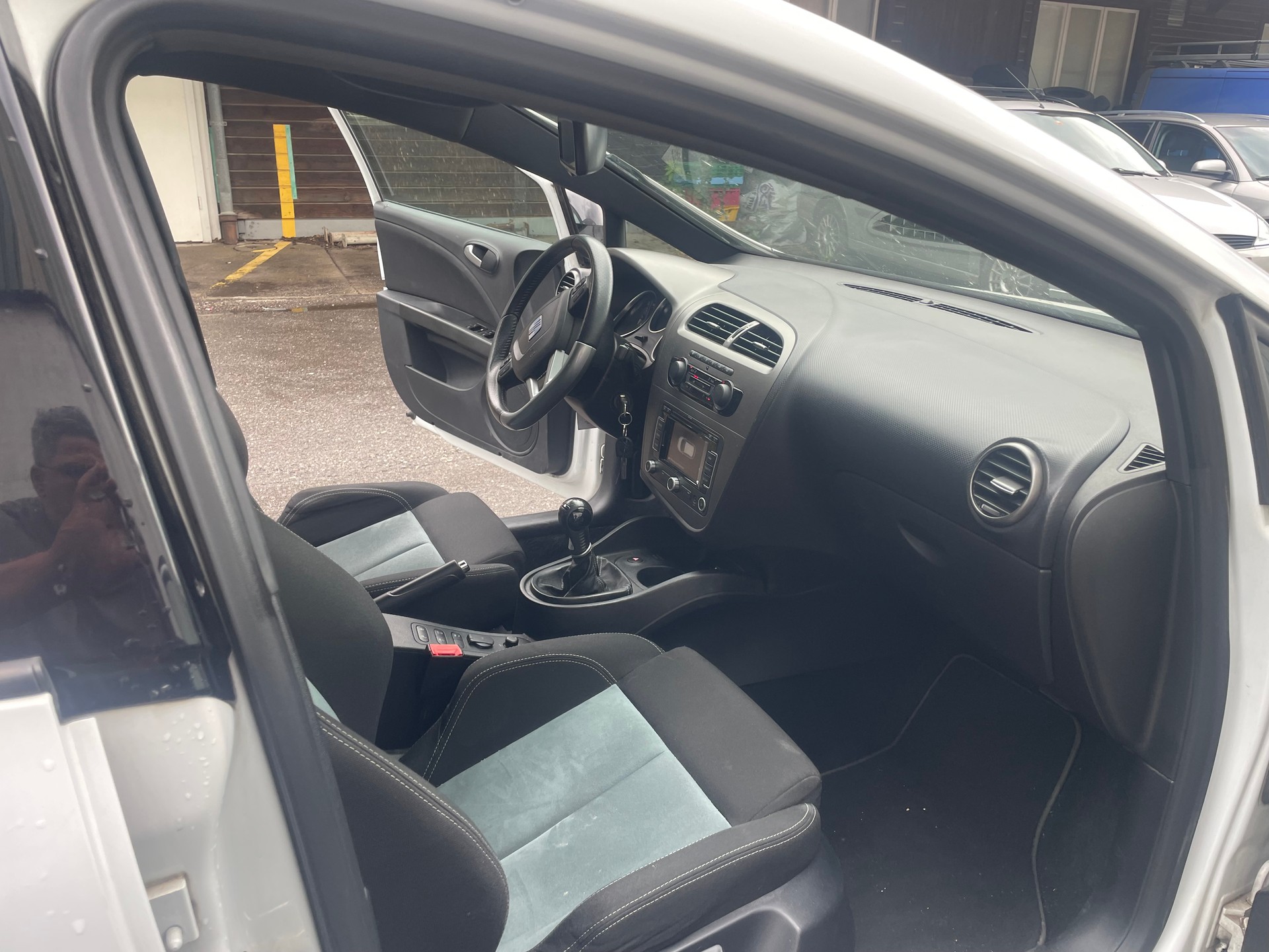 SEAT Leon 2.0 TSI Cupra R-image-7