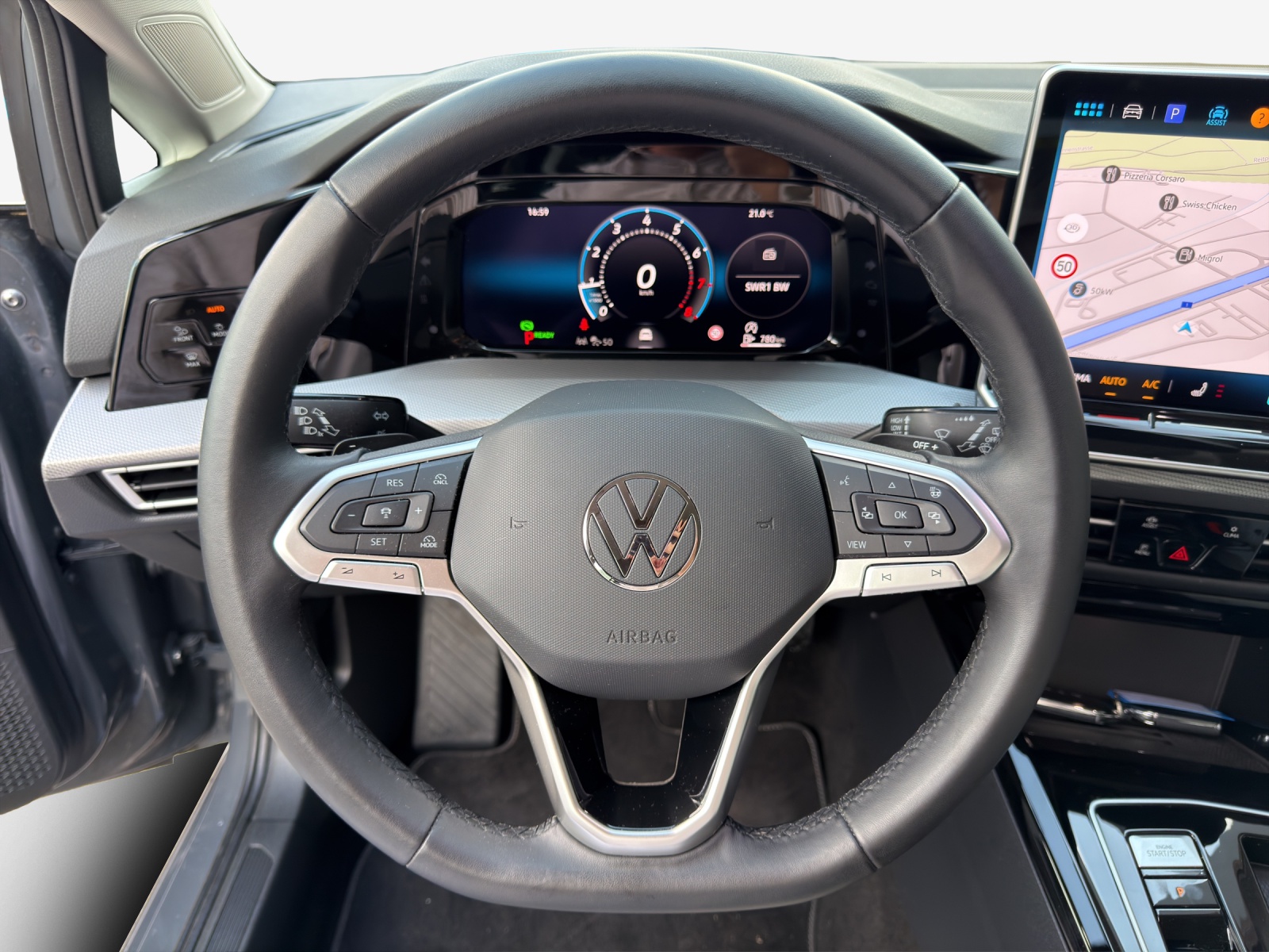 VW Golf 1.5 e TSI mHEV Style DSG-image-9