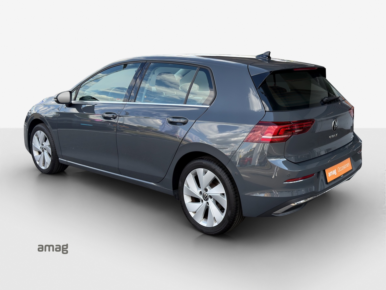 VW Golf 1.5 e TSI mHEV Style DSG-image-2