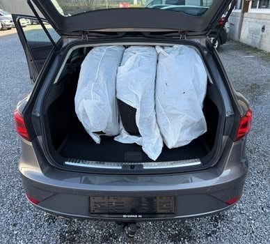 SEAT Leon ST 2.0 TDI CR FR 4Drive DSG-image-8