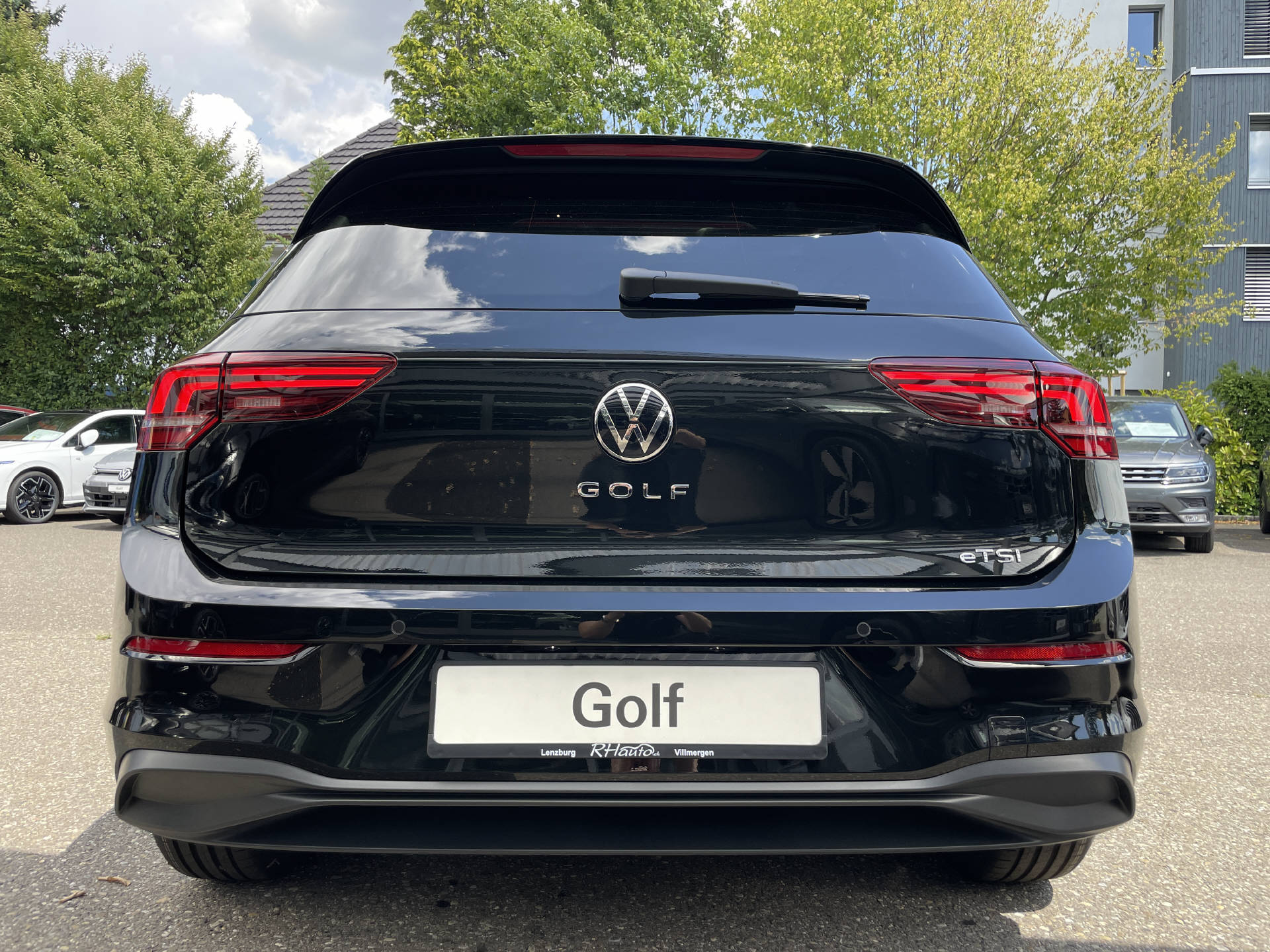 VW Golf VIII 1.5 eTSI Value DSG-image-4