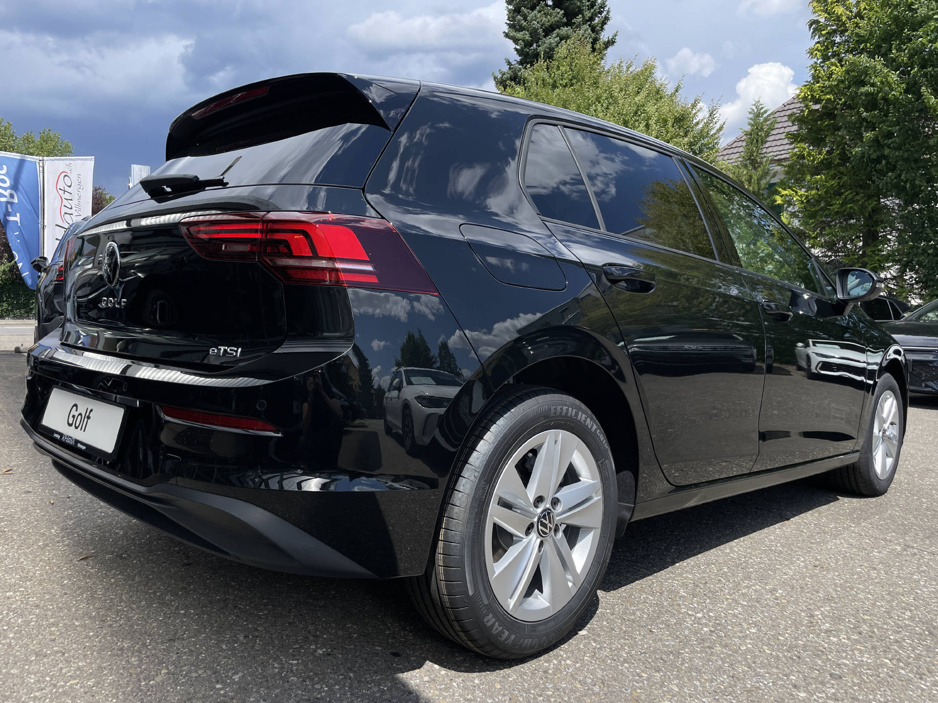 VW Golf VIII 1.5 eTSI Value DSG-image-3